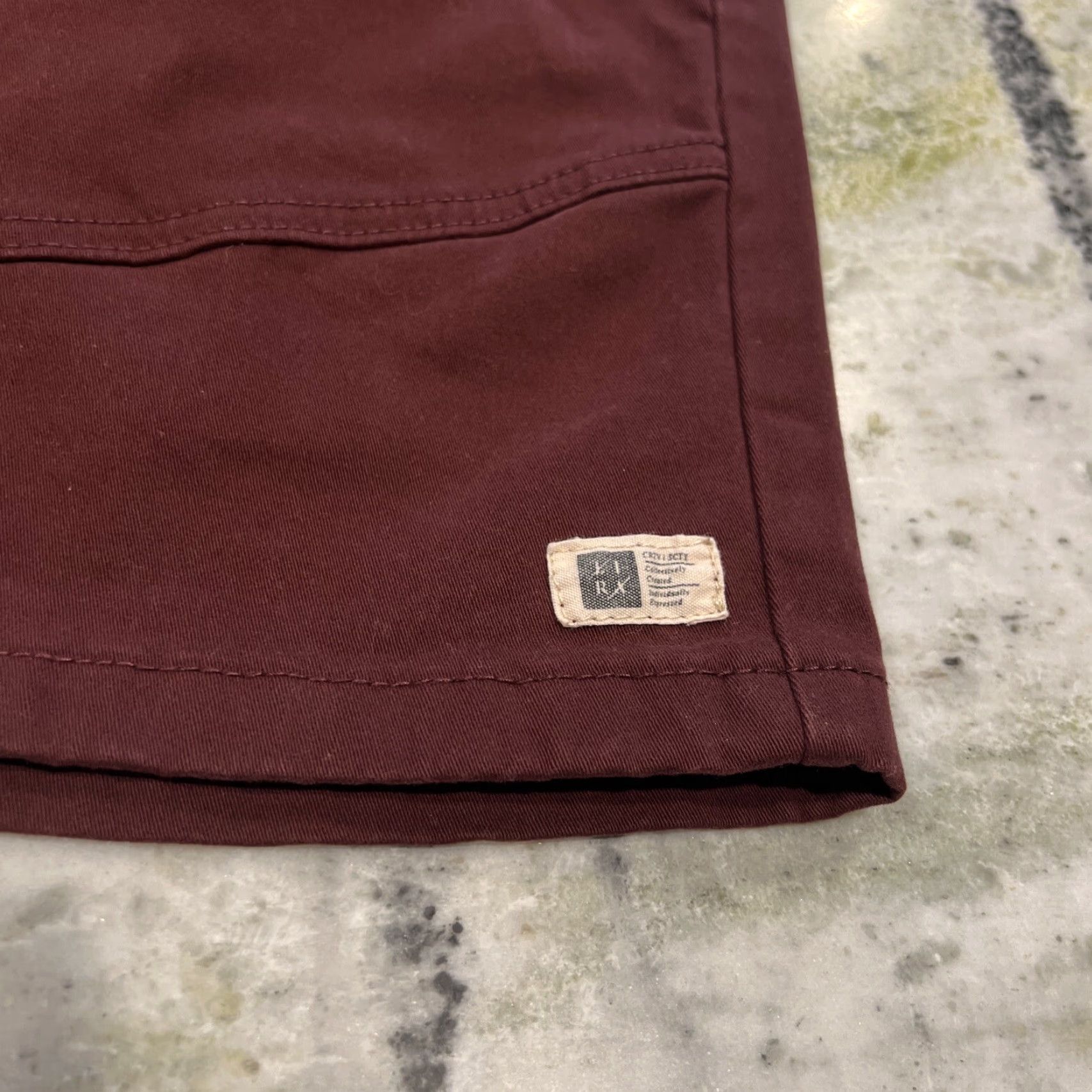 Vintage LIRA CRIX Athletic Shorts Mens 30" Red Drawstring Elastic Waist Pockets 6" Inseam Size US 30 / EU 46 - 3 Thumbnail