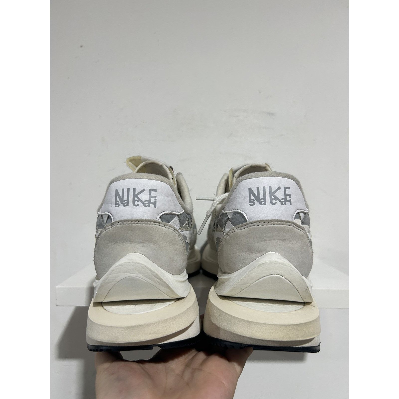 Nike NIKE VAPORWAFFLE SACAI JEAN PAUL GAULTIER WHITE SIZE 14 Size US 14 / EU 47 - 6 Thumbnail