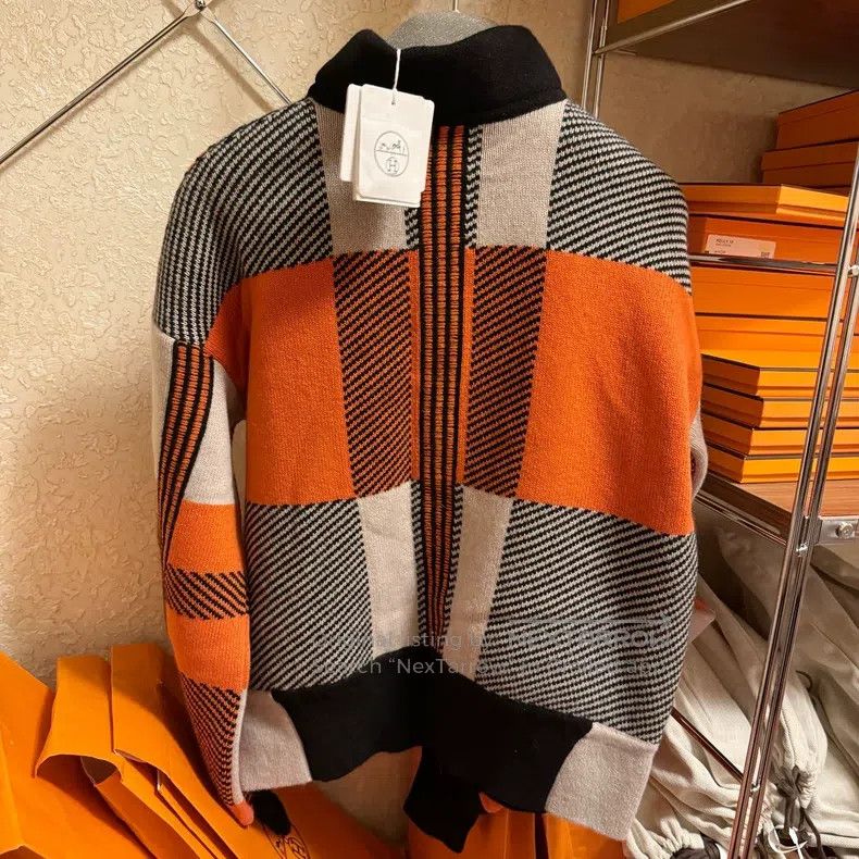 Hermes Hermes Women's Sweater - 2023 Autumn/Winter Collection Size XS / US 0-2 / IT 36-38 - 2 Thumbnail