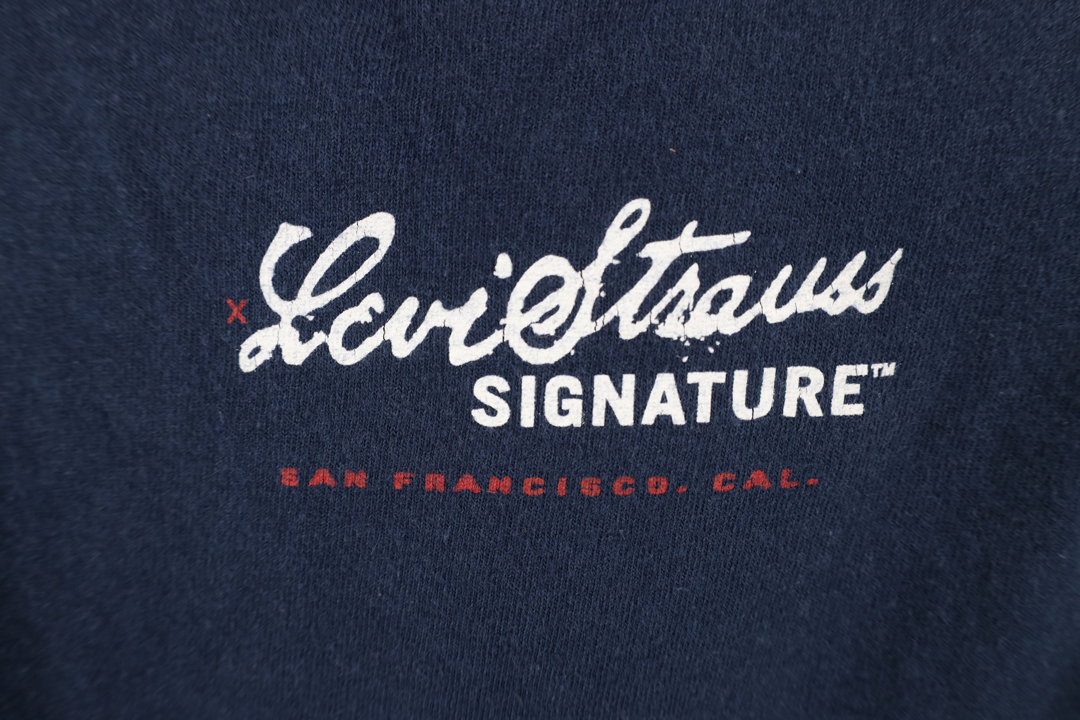 Levi's × Vintage Vintage Y2K Levis Script Short Sleeve T-Shirt Navy Blue Size US XL / EU 56 / 4 - 9 Thumbnail