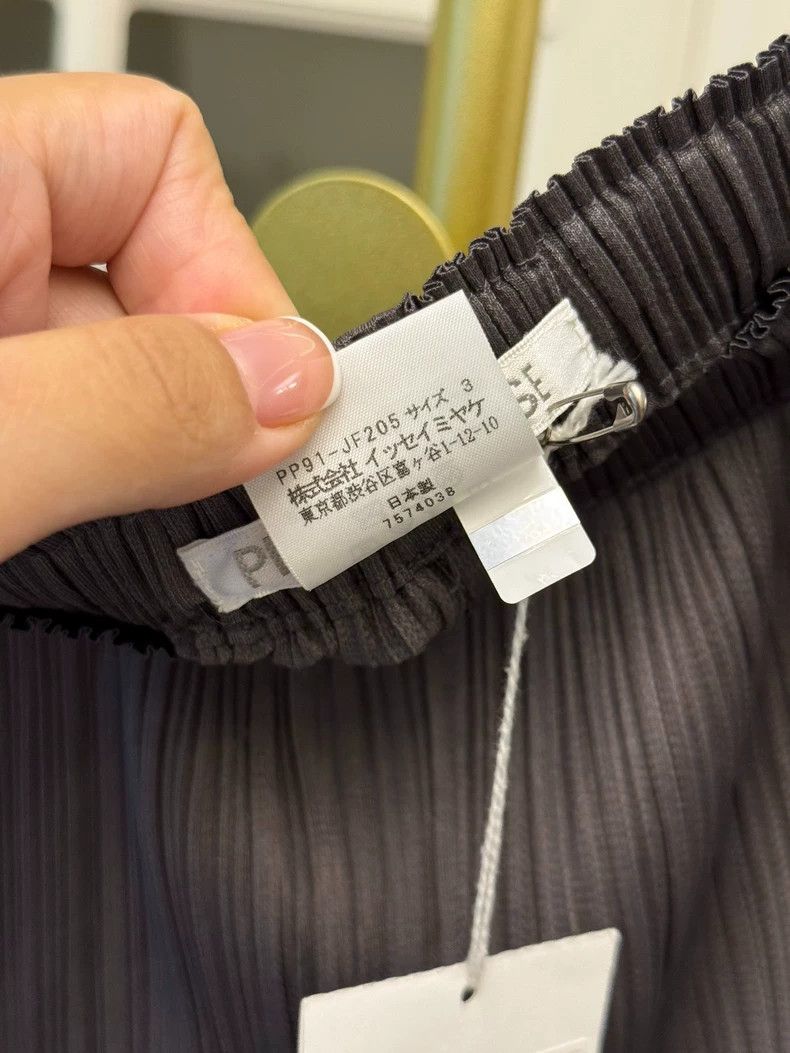 Issey Miyake Issey Miyake size:3 Brown pleated trousers Size 31" - 6 Thumbnail