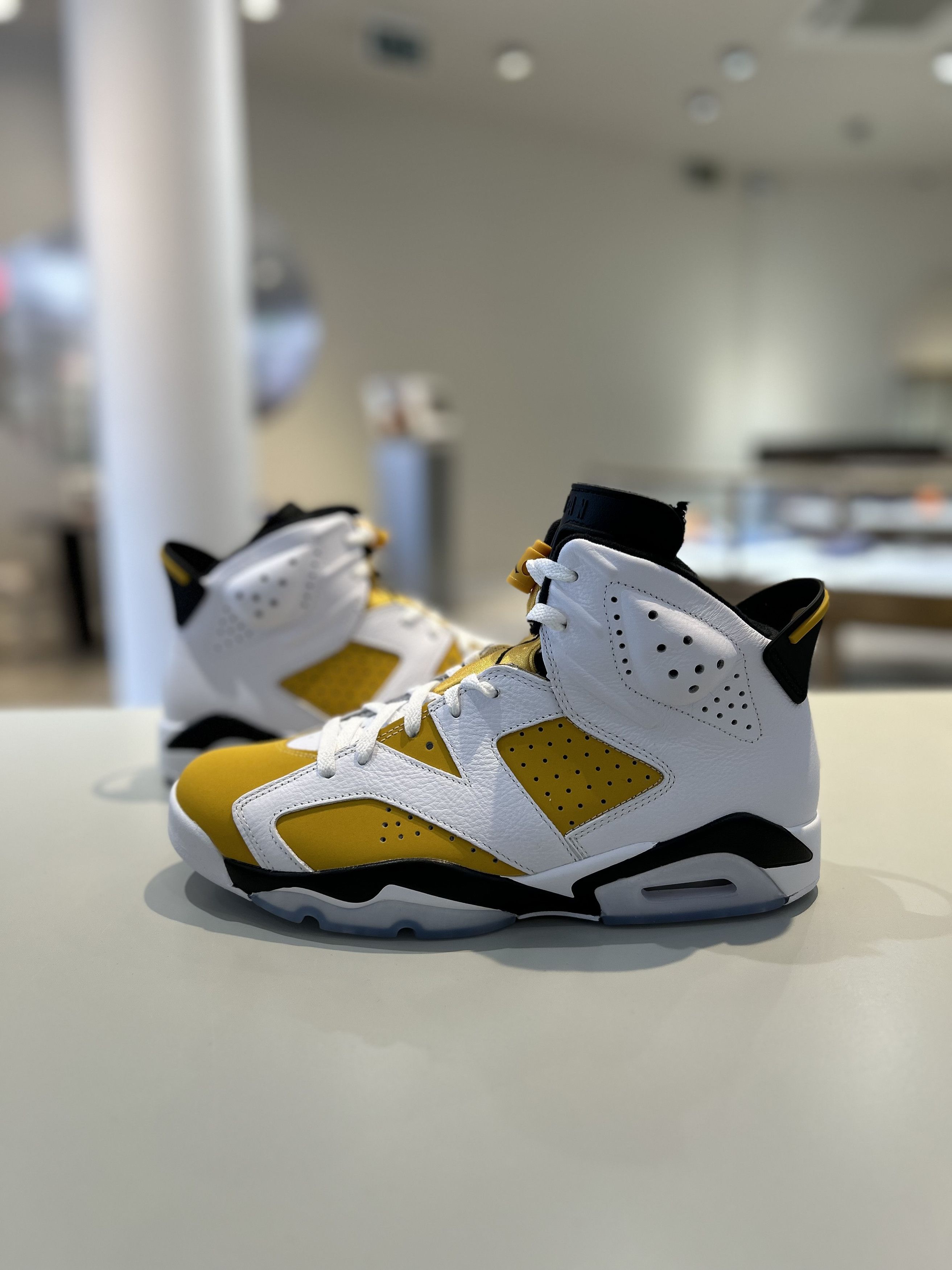 Air Jordan 6 Retro Yellow Ochre