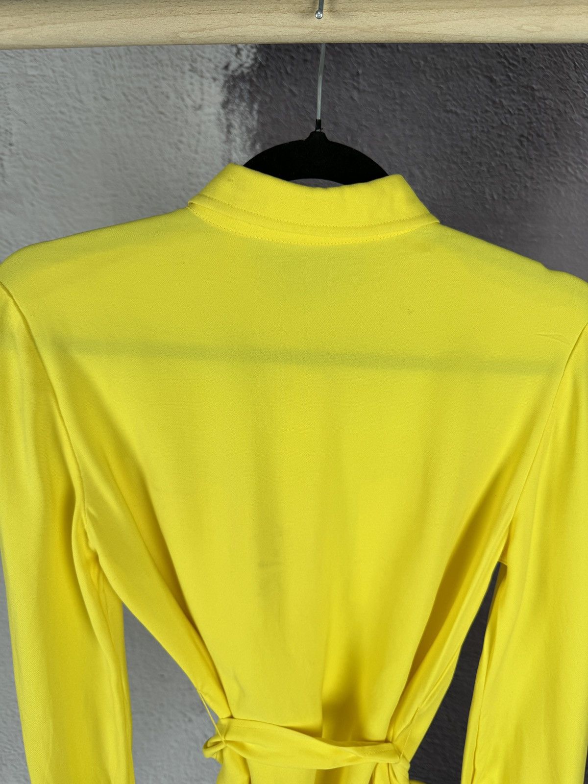 RED Valentino R.E.D. Valentino pure silk yellow belted blouse luxury Size M / US 6-8 / IT 42-44 - 16 Thumbnail