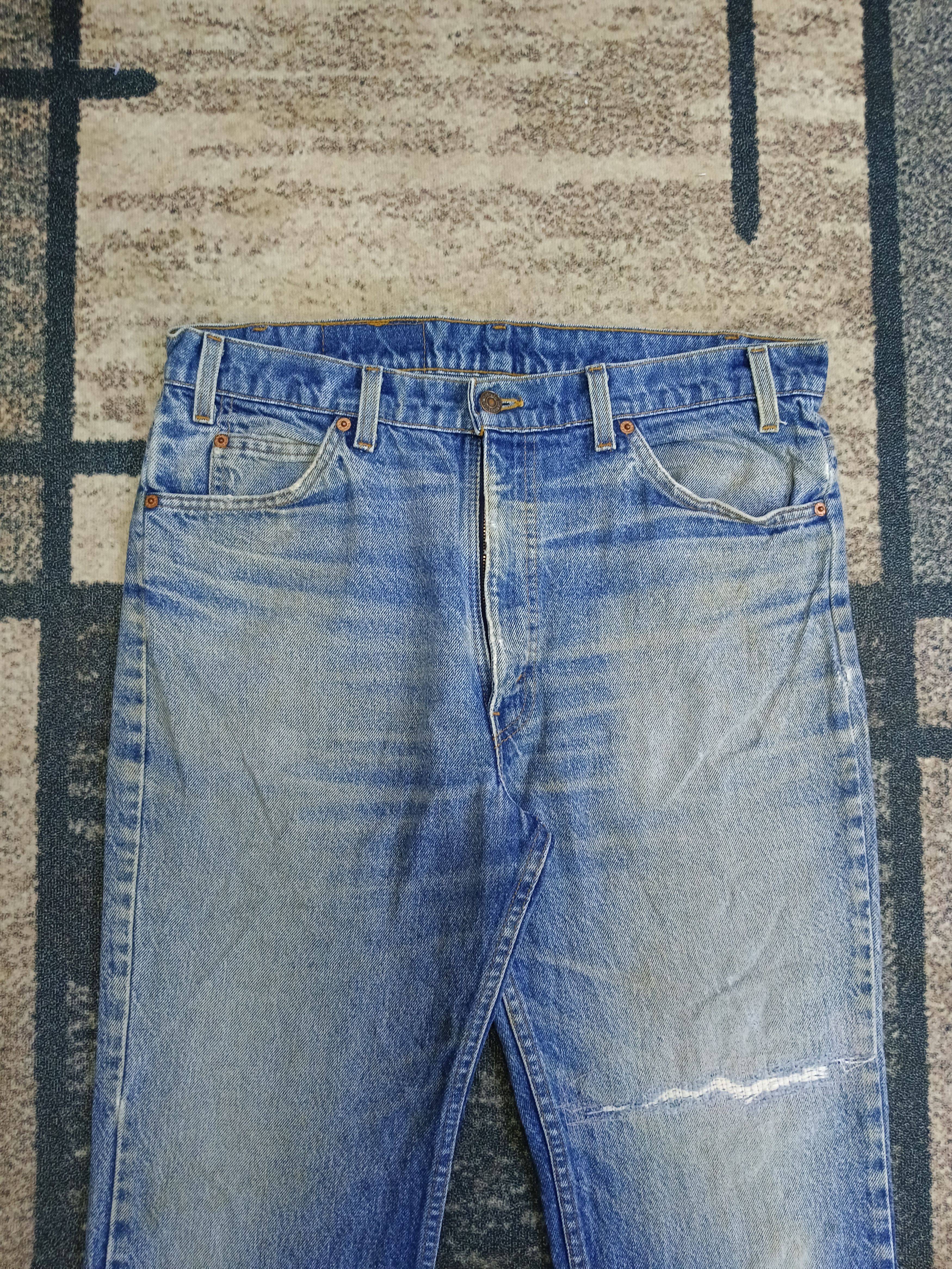 Levi's Vintage Clothing VINTAGE 90s WIDE LEG BOOCUT 517 LEVIS DISTRESSED Size US 35 - 4 Thumbnail