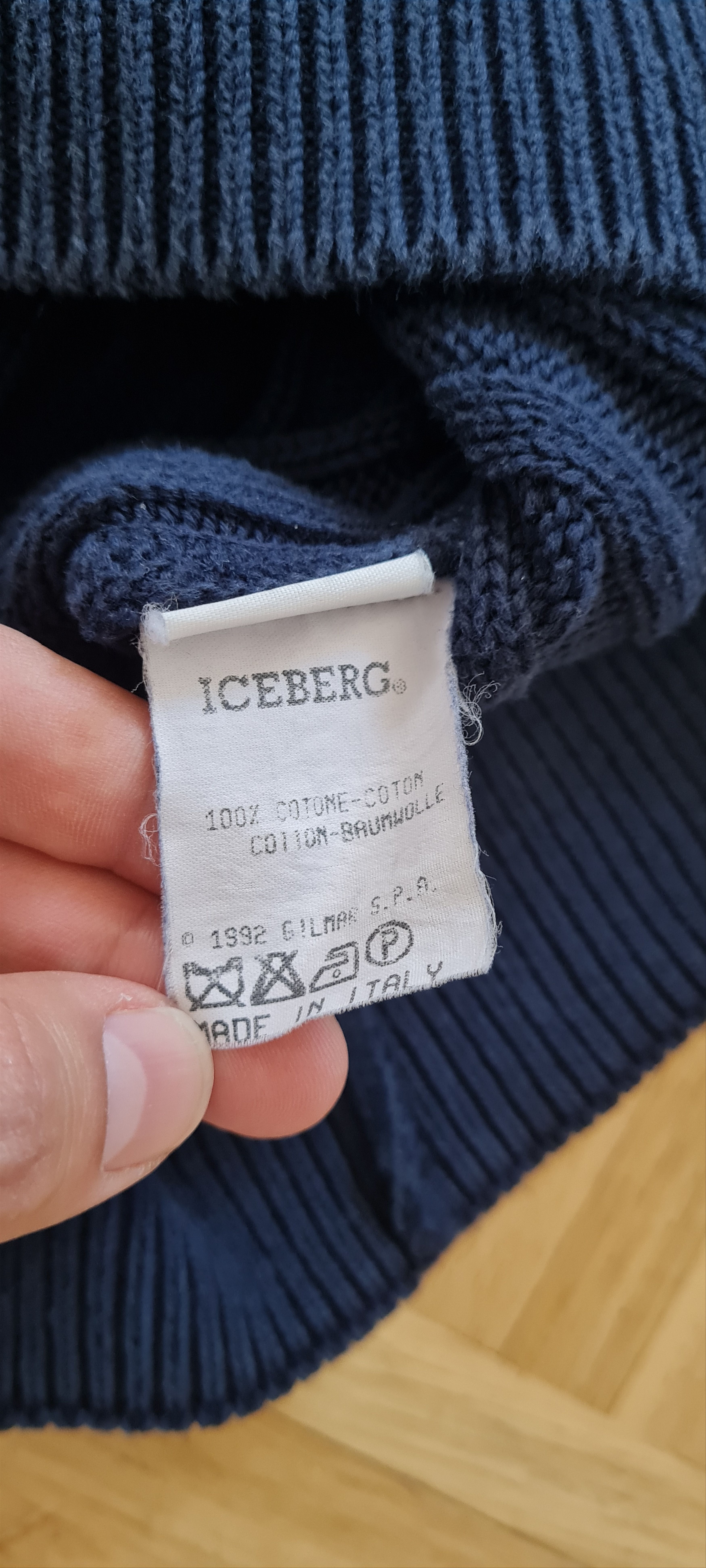 Disney × Iceberg × Vintage Vintage Iceberg x Disney knit sweater "Officer Duck" 1992 9 Size US L / EU 52-54 / 3 - 6 Thumbnail
