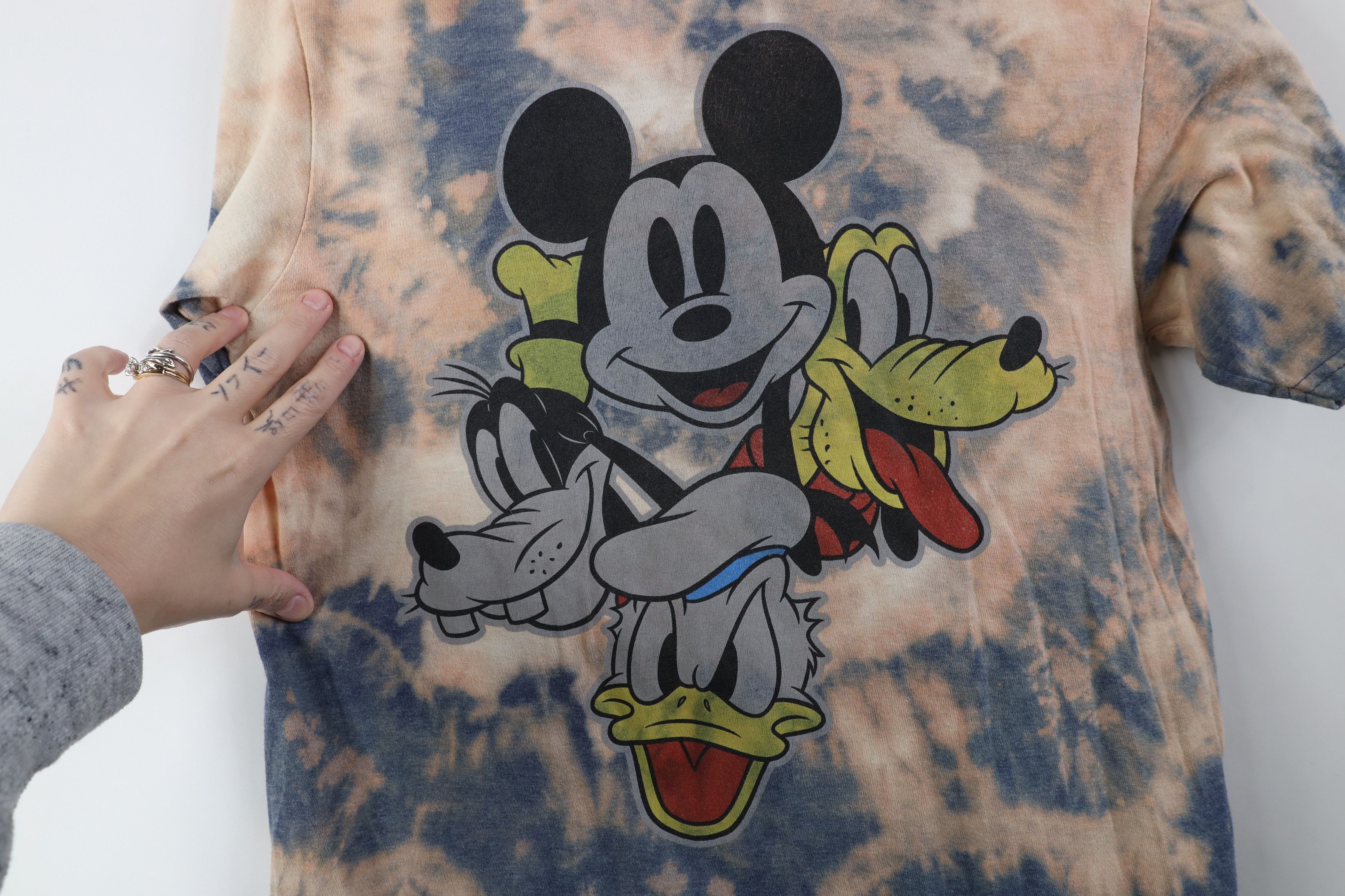 Disney Vintage Y2K Disney Mickey Mouse and Friends Knit T-Shirt Size XL / US 12-14 / IT 48-50 - 4 Thumbnail