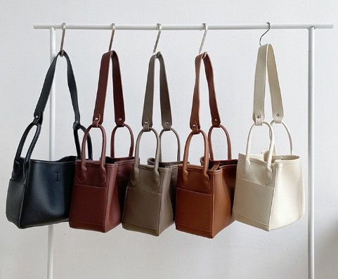 Japanese Brand Huskycat Korean style bucket bag Size ONE SIZE - 2 Thumbnail