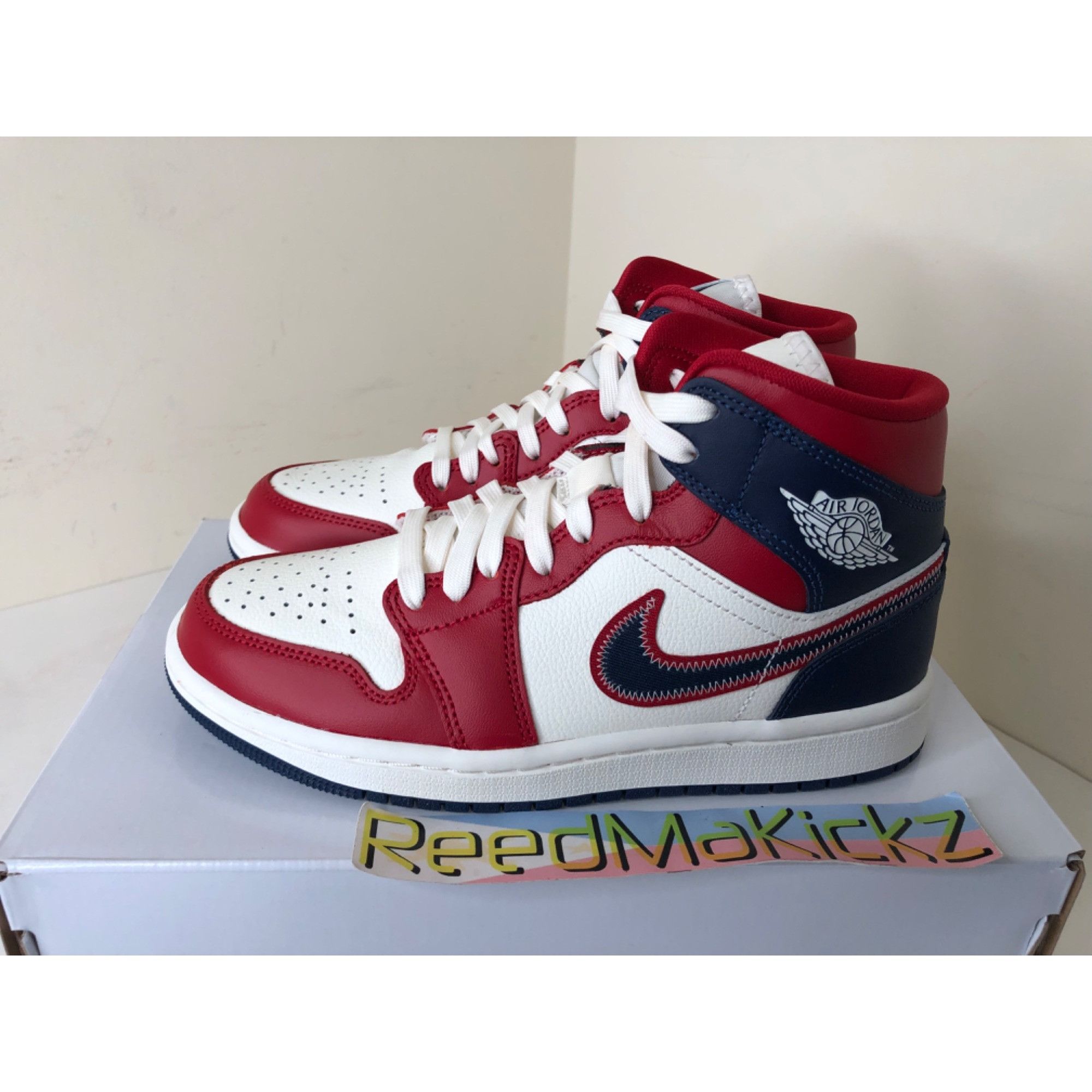 Jordan 1 Mid SE USA White Red womens 6.5us
