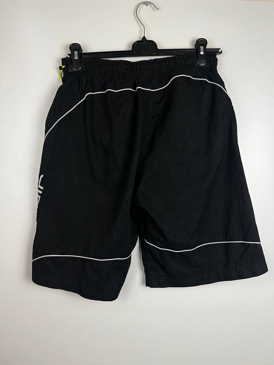 Vintage Nike Air vintage streetwear Shorts Size M Size US 32 / EU 48 - 3 Thumbnail