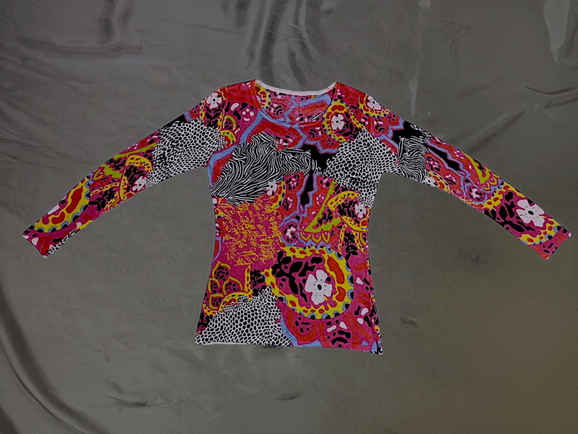 Japanese Brand UNKNOWN BRANDS Full print Long Sleeve T Shirt Y2K Style Size US M / EU 48-50 / 2 - 17 Thumbnail