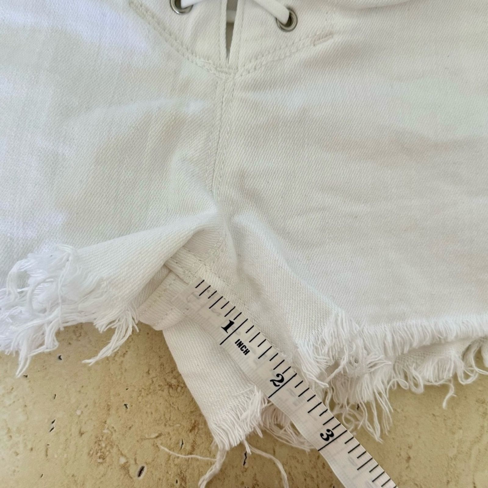 Express Express Jean Shorts, White, Size 00, Vintage Style Size 24" / US 00 / IT 34 - 3 Thumbnail
