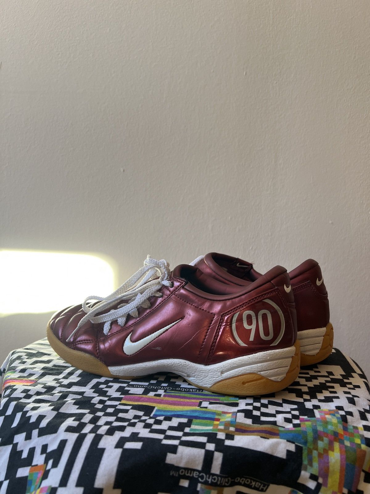 Nike Vintage Nike T90 Futsal Football Shoes US7 Soccer Y2K Size US 7 / EU 40 - 10 Thumbnail