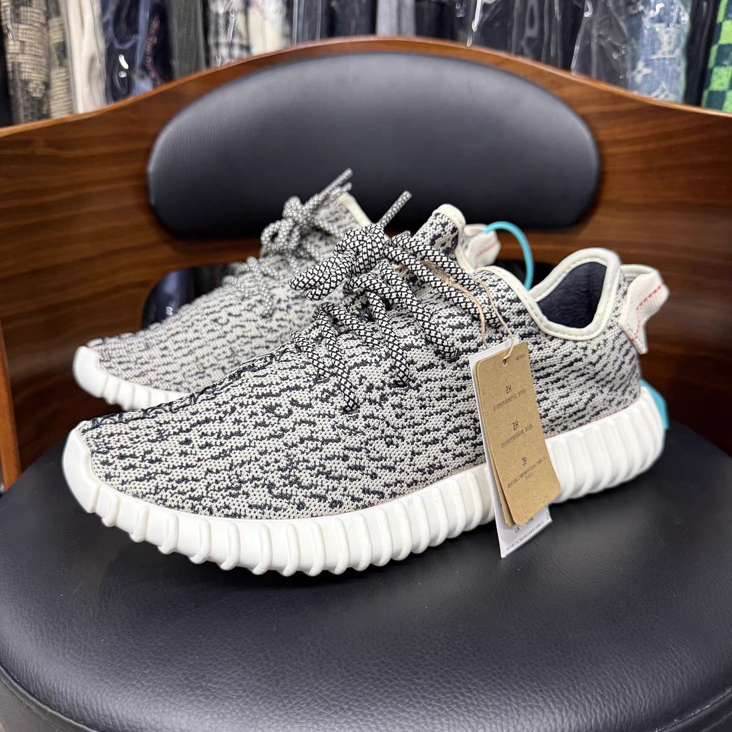 adidas gazelle silver green womens YEEZY BOOST 350 TURTLEDOVE (2022) [USED