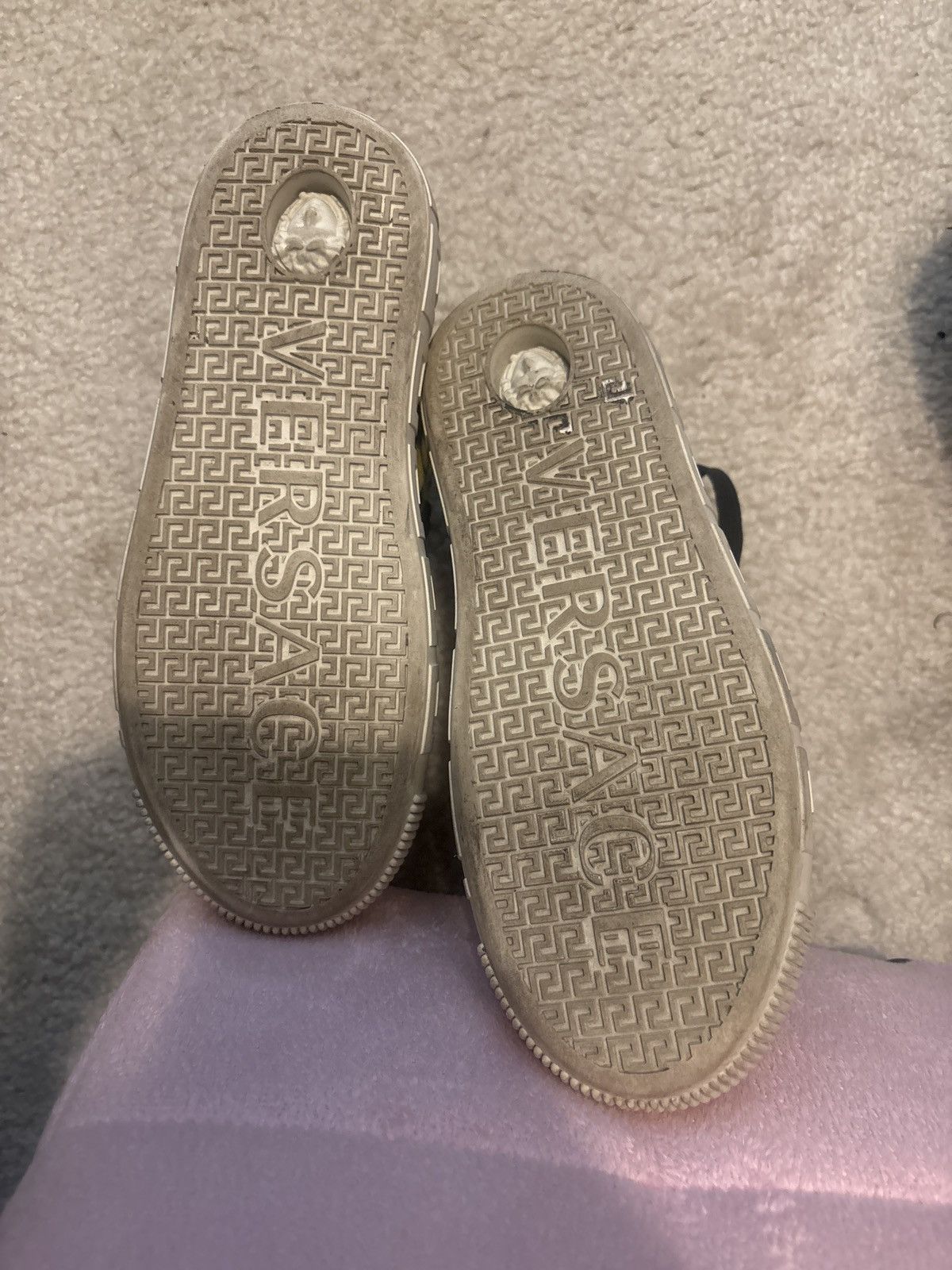 Versace Hightop black , gold , and yellow shoes Size US 7 / IT 37 - 5 Thumbnail