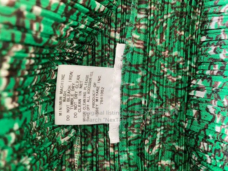 Issey Miyake Issey Miyake Appliqué Embroidery Short Sleeve Size L / US 10 / IT 46 - 6 Thumbnail