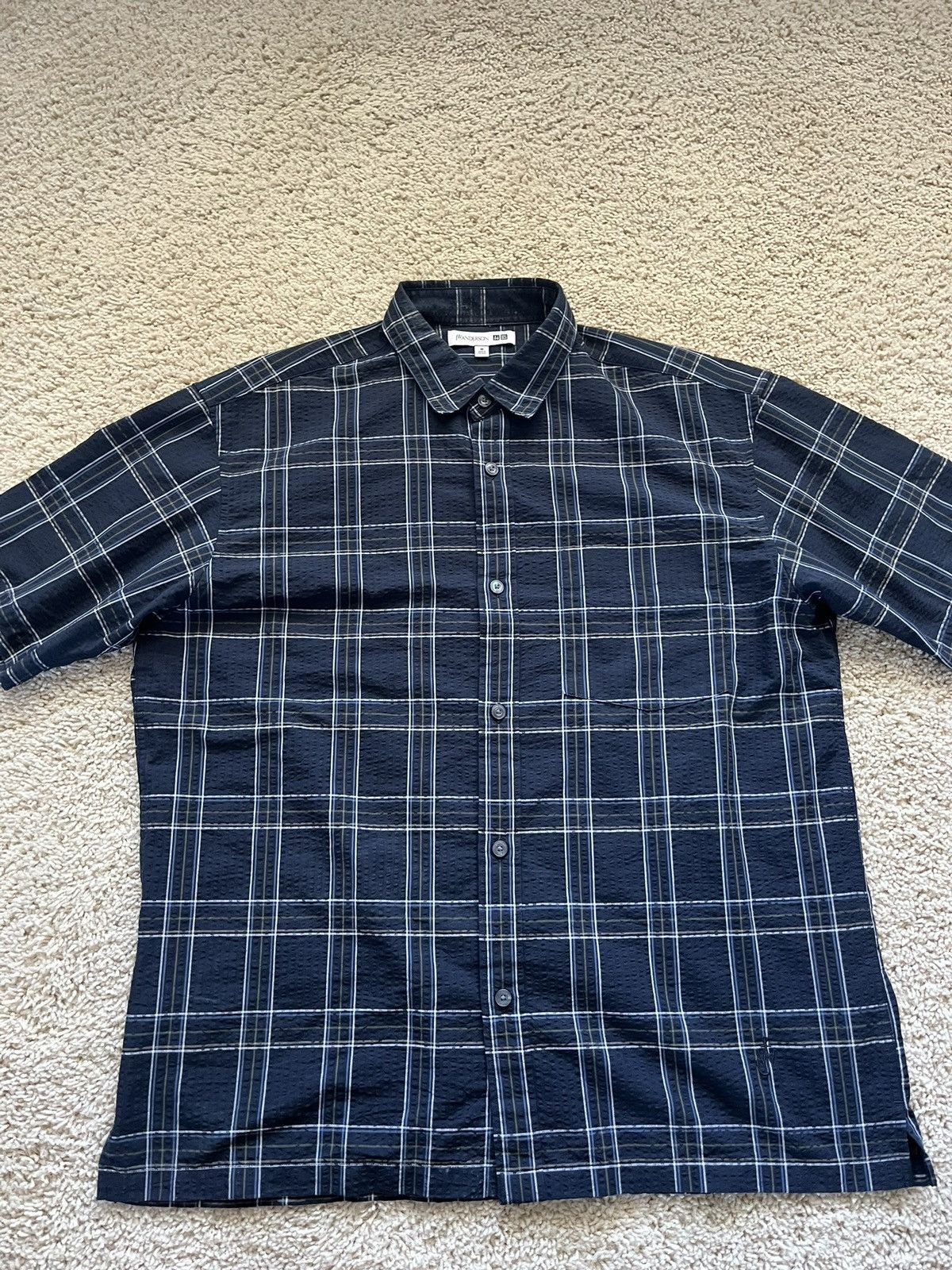 JW Anderson × Uniqlo Uniqlo JW Anderson Seersucker Shirt Short Sleeve Navy Size US M / EU 48-50 / 2 - 1 Thumbnail
