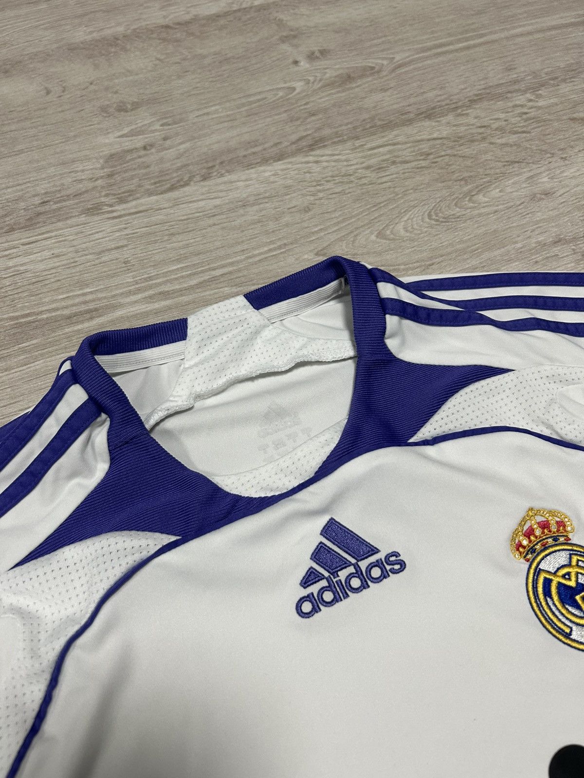 Adidas Adidas Jersey Real Madrid 2007/08 LFP Patch Size S Size US S / EU 44-46 / 1 - 4 Thumbnail