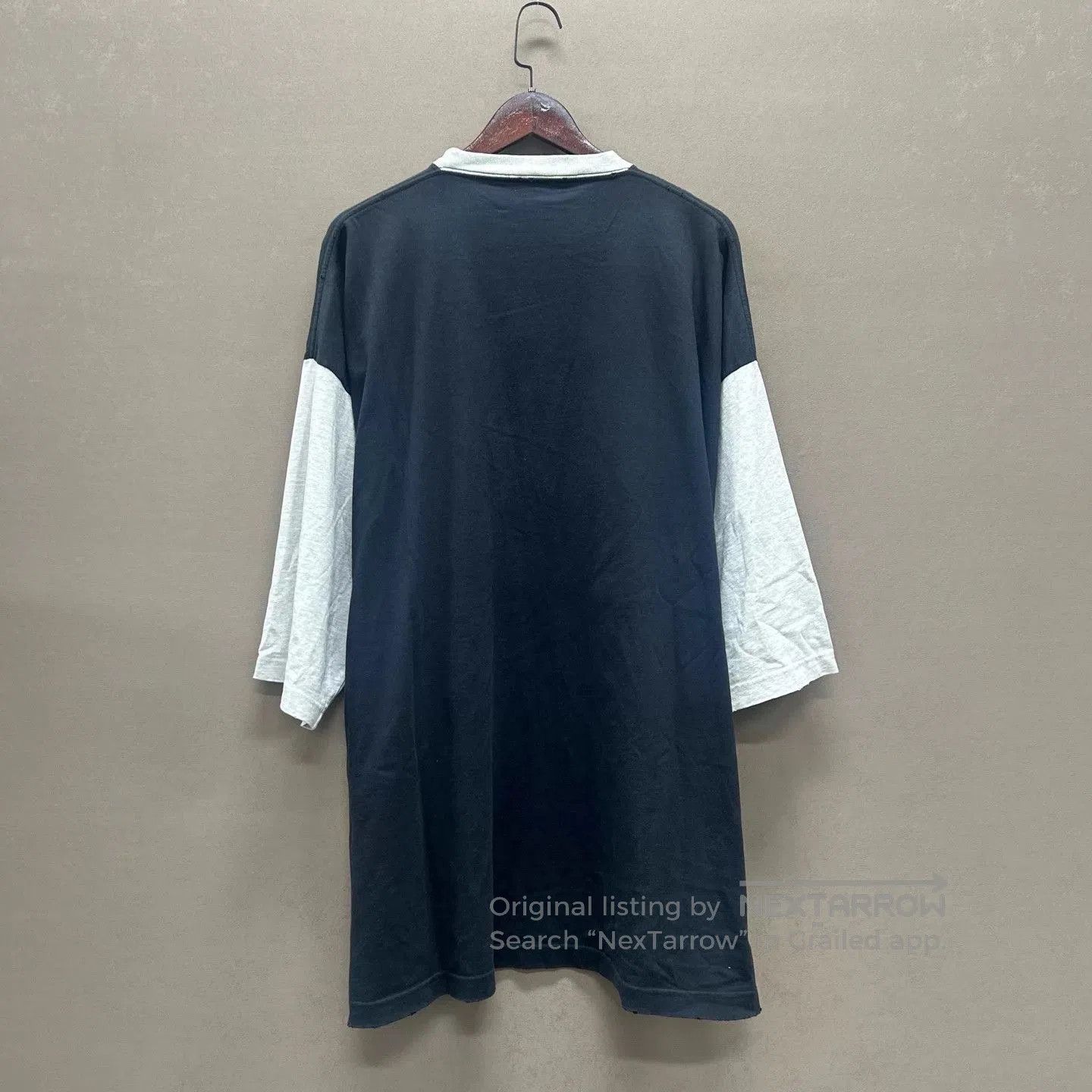 Balenciaga Black & Gray Long Sleeve Contrast T-Shirt. Size US M / EU 48-50 / 2 - 2 Thumbnail