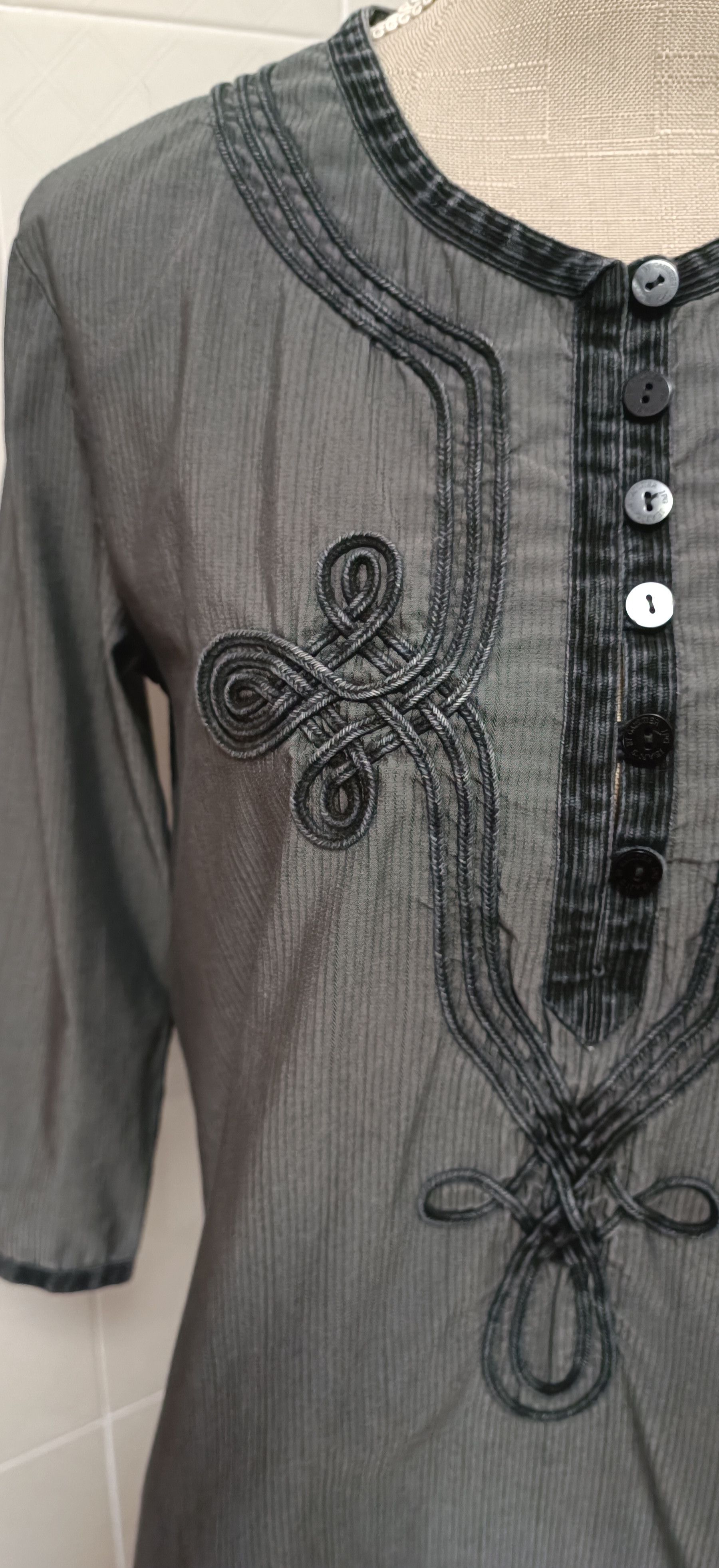 Jean Paul Gaultier Oriental-inspired embroidery gray t-shirt Size L / US 10 / IT 46 - 21 Thumbnail