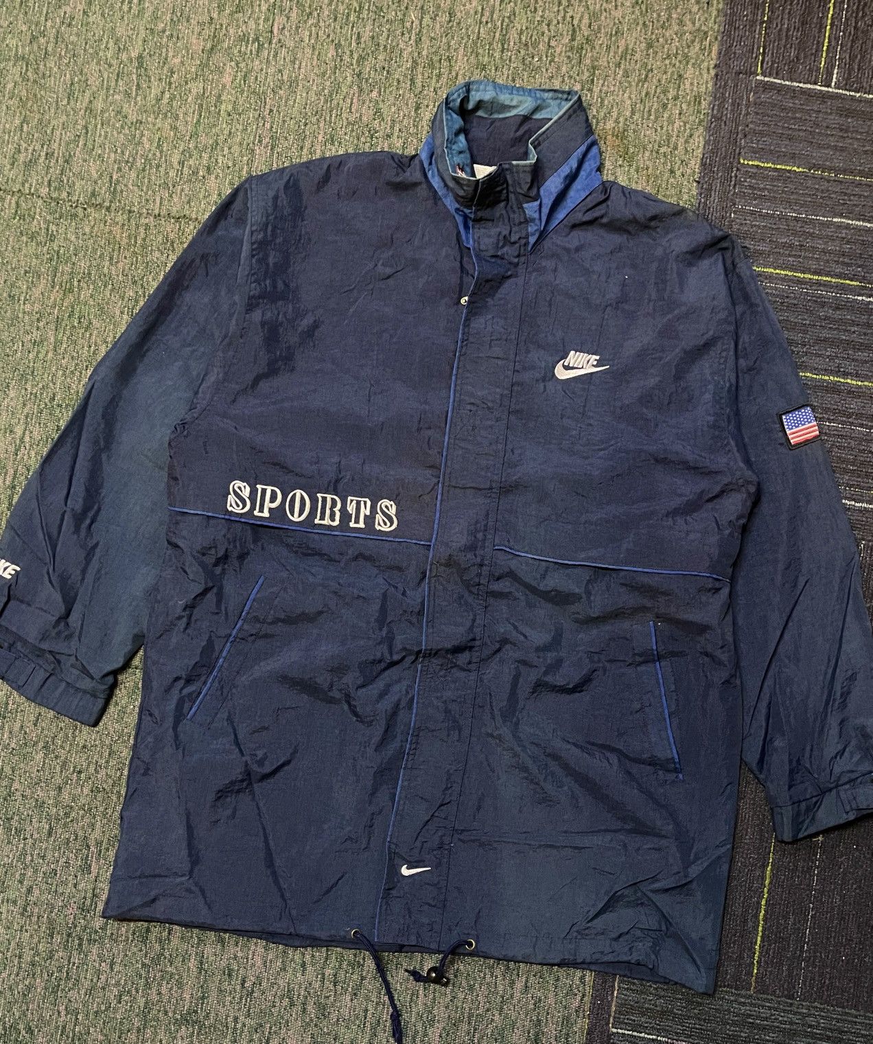 Nike VINTAGE NIKE SWOOSH 90s SPORTWEAR JACKET Size US XL / EU 56 / 4 - 2 Thumbnail