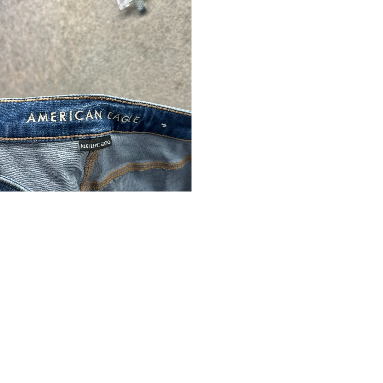 American Eagle Outfitters American Eagle Jeans Womens 6 Stone Blue Highest Rise Jegging Distressed Stretch $ Denim 5-Pocket Regular Rise High Stone Wash Size 28" / US 6 / IT 42 - 9 Thumbnail