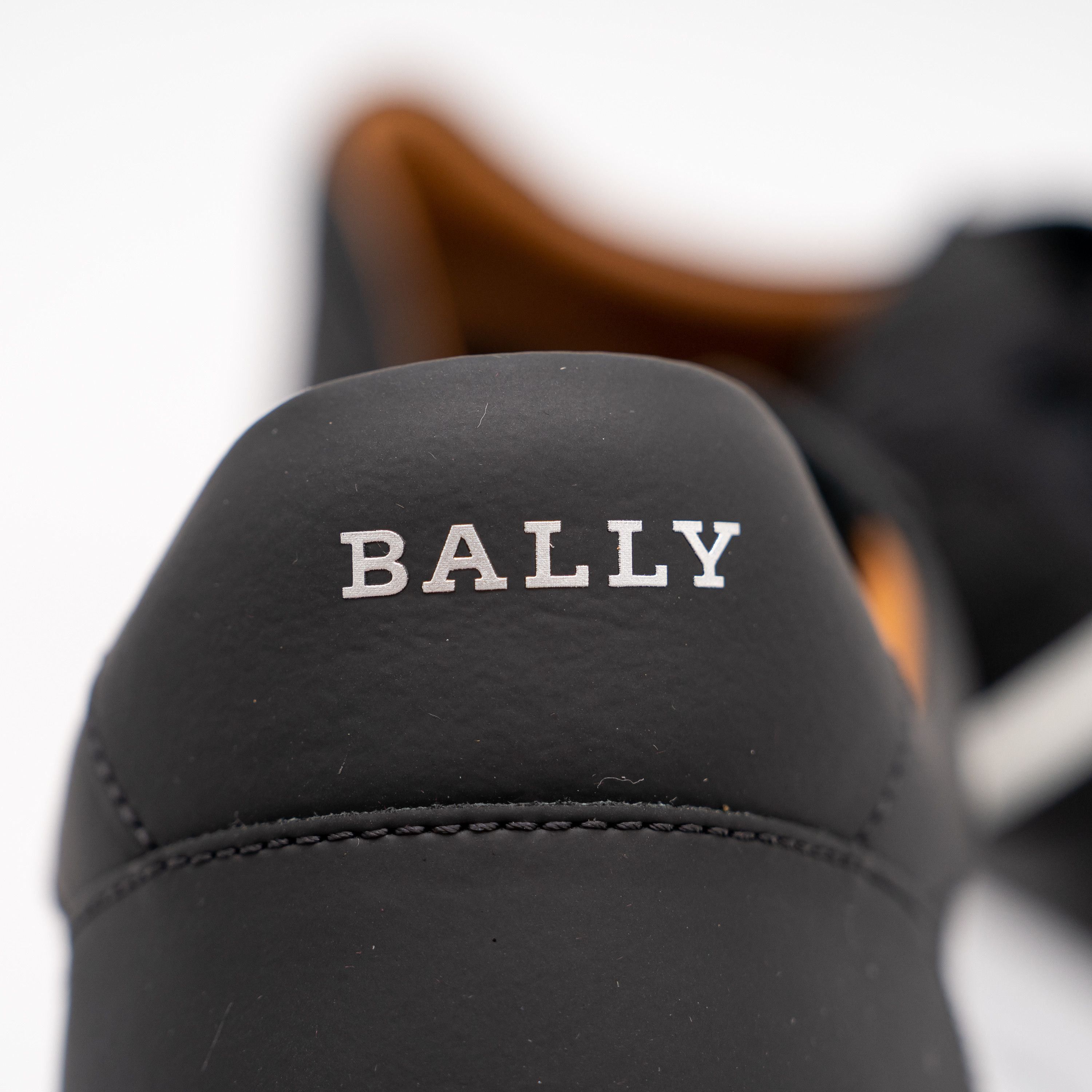 Bally 13 Bally Bronnye Black Sneakers Leather White Size US 13 / EU 46 - 10 Thumbnail