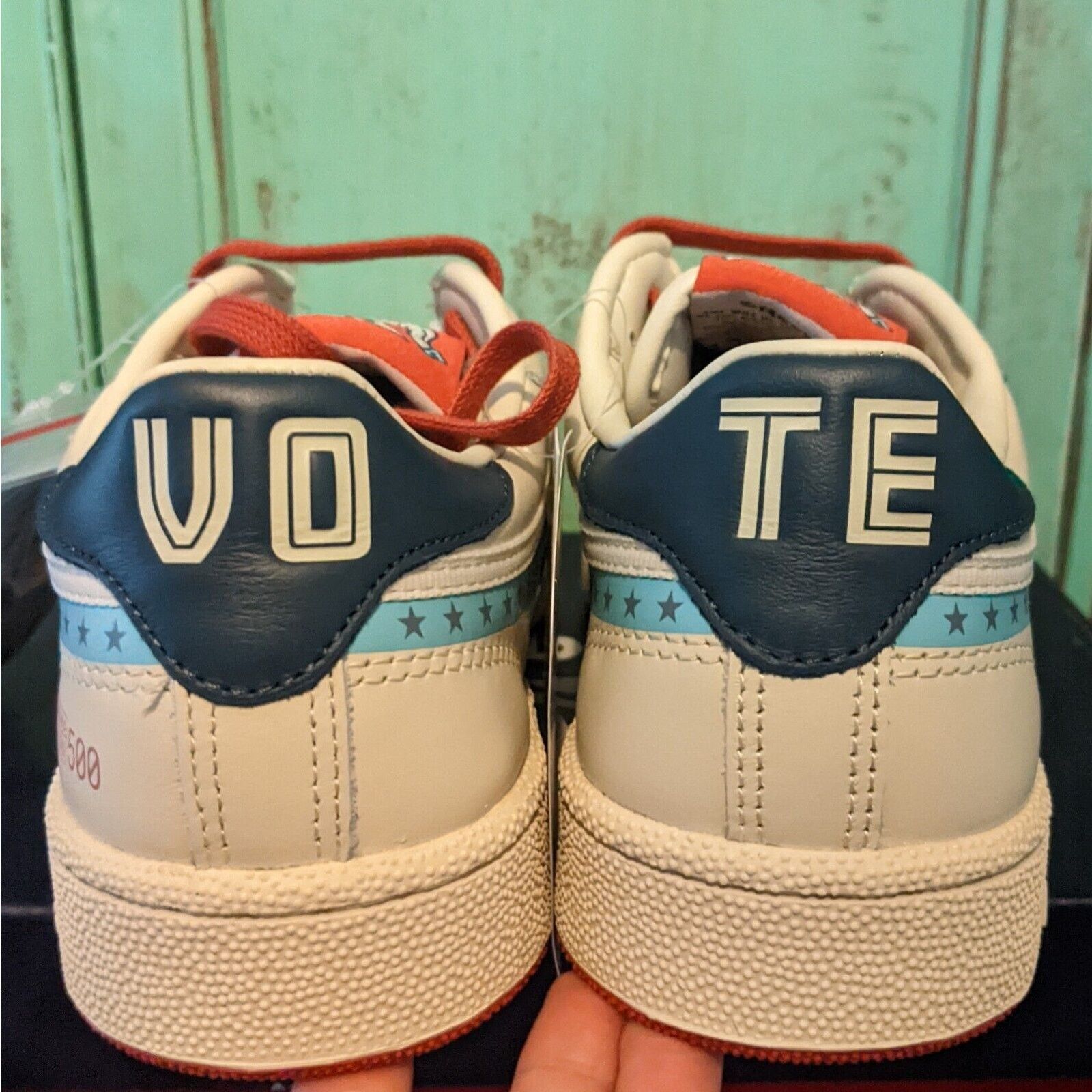 Reebok Reebok Club C Vote Men's 7 Women's 8.5 Limited Edition 500 Size US 8.5 / EU 41-42 - 13 Thumbnail