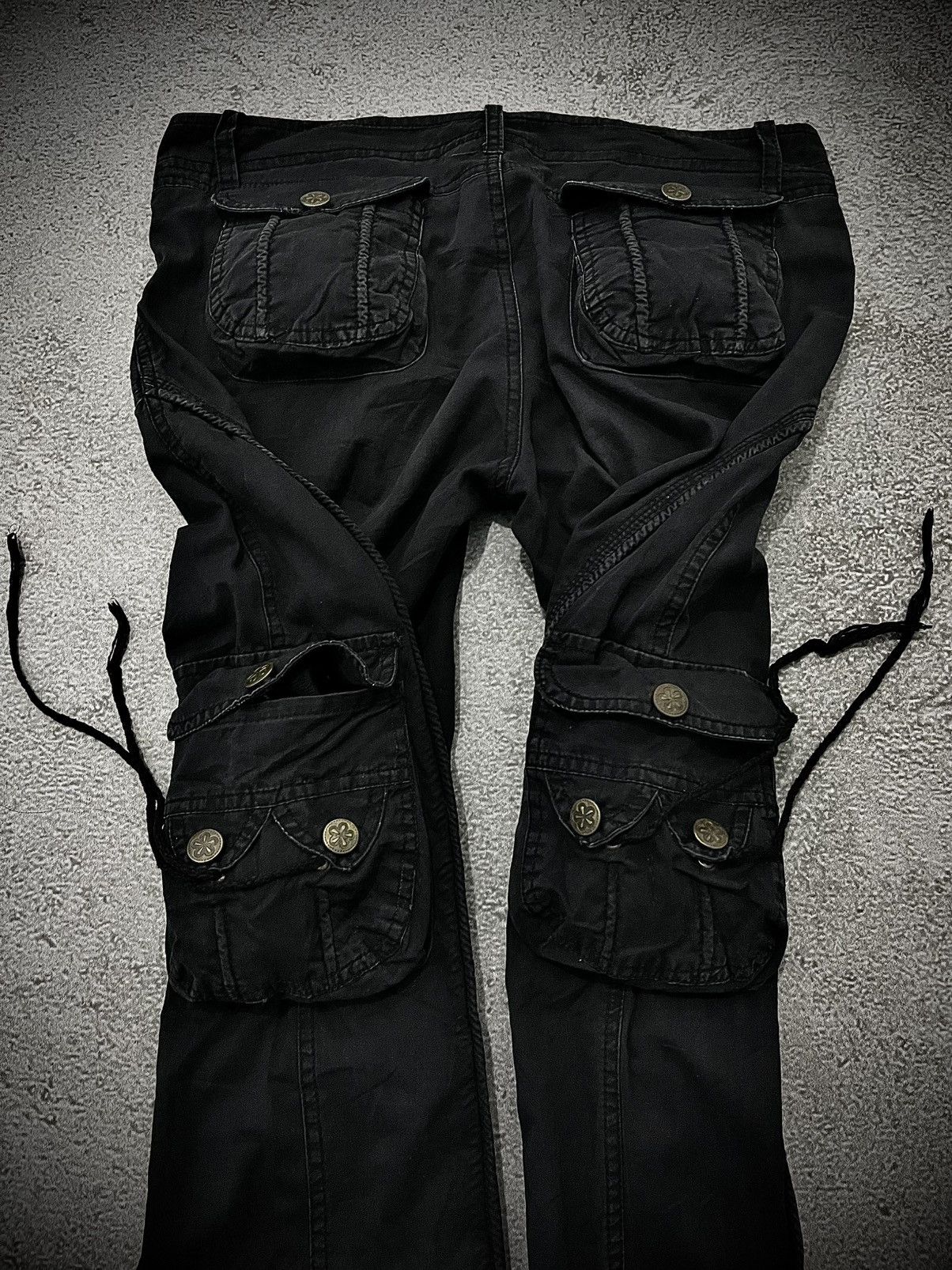 Japanese Brand 2000s Goa Cargo Flared Style Unknow Cargo Pants Size US 30 / EU 46 - 11 Thumbnail