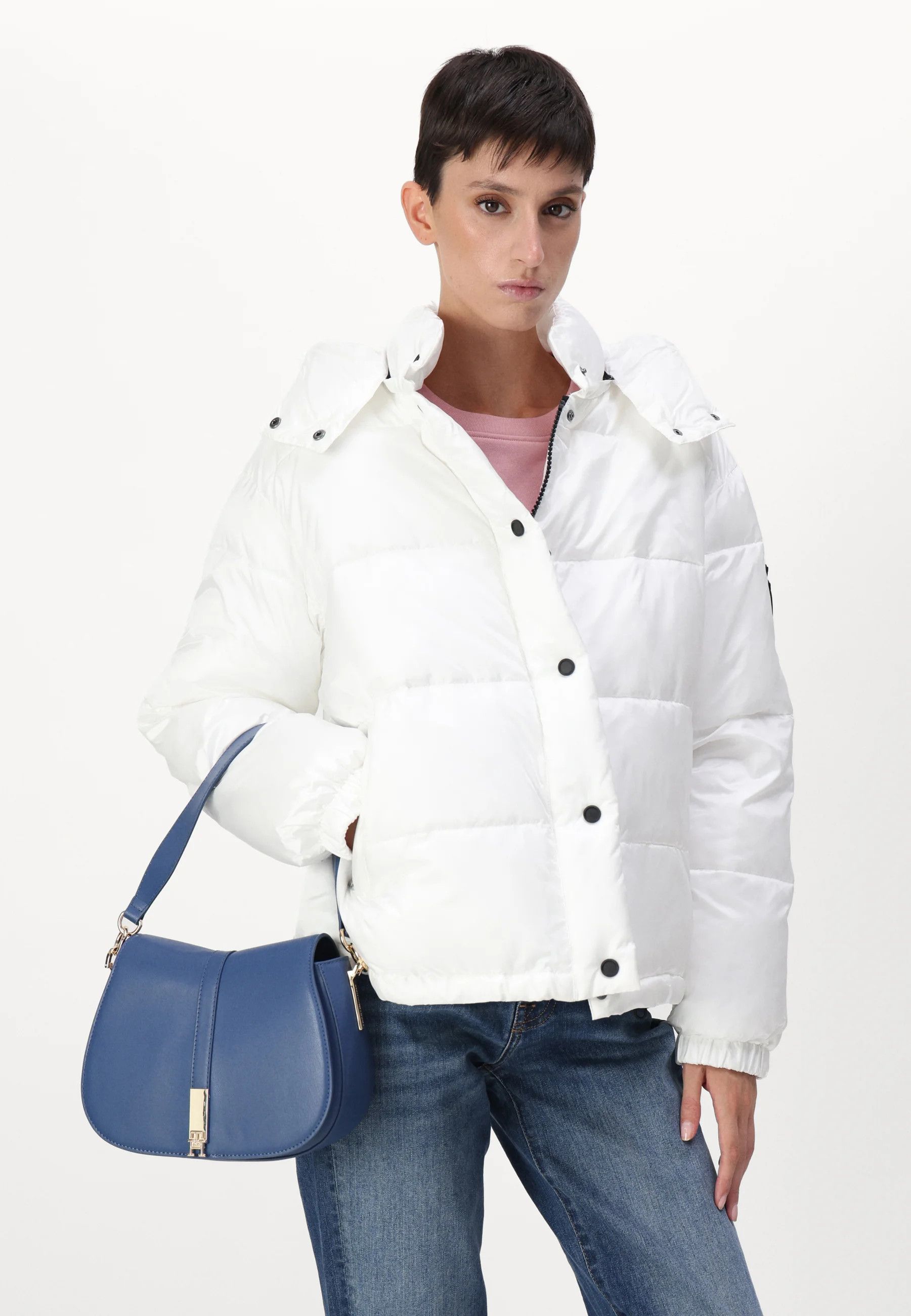 Pinko o1s22i1n0824 Hooded Down Jacket in White Size XS / US 0-2 / IT 36-38 - 3 Thumbnail