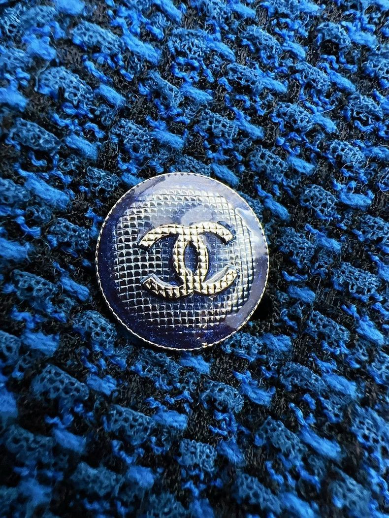 Chanel Chanel Blue Tweed Collar Jacket Coat Size M / US 6-8 / IT 42-44 - 4 Thumbnail