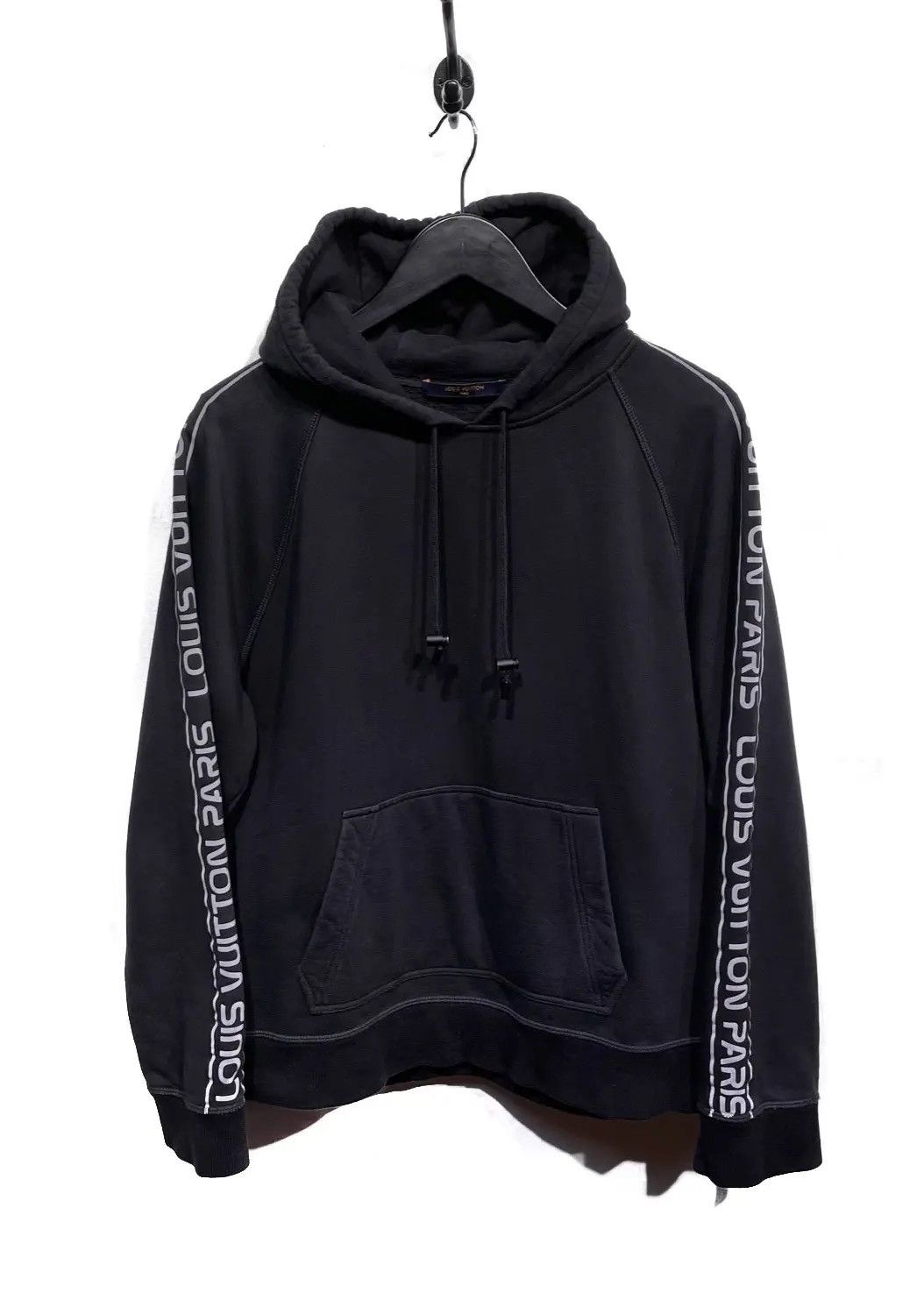 Louis Vuitton Louis Vuitton gravity hoodie men’s medium Size US M / EU 48-50 / 2 - 3 Thumbnail