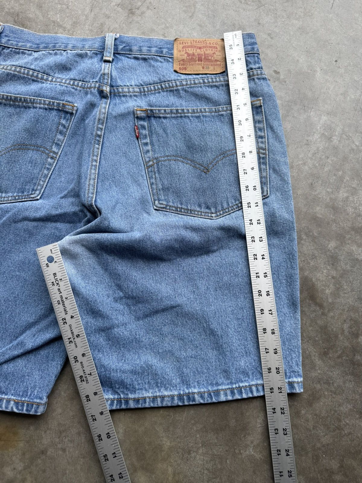 Levi's Vintage 90’s/00’s Levi’s 505 Baggy Denim Skater Jorts Size US 36 / EU 52 - 5 Thumbnail