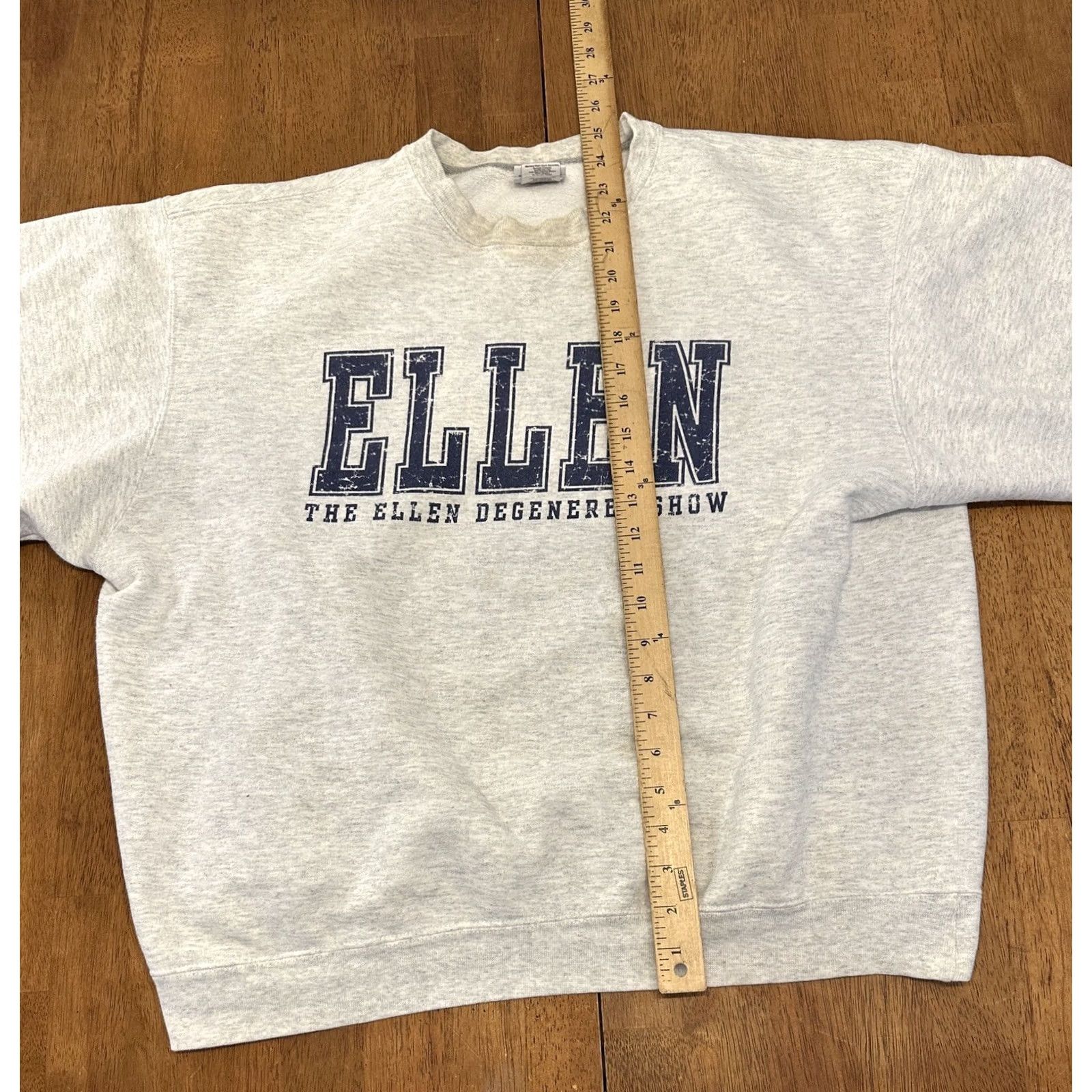 Champion VINTAGE Champion Ellen Degeneres Show Sweatshirt Large Gray Y2K Mens Size US L / EU 52-54 / 3 - 6 Thumbnail