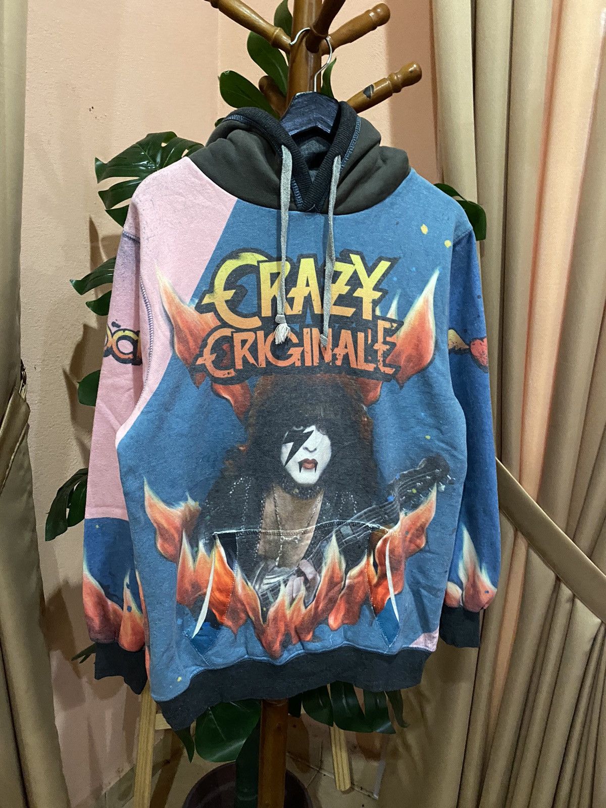 Band Tees VINTAGE CRAZY ORIGINALE PAUL STANLEY OZZY OSBOURNE HOODIE Size US L / EU 52-54 / 3 - 3 Thumbnail