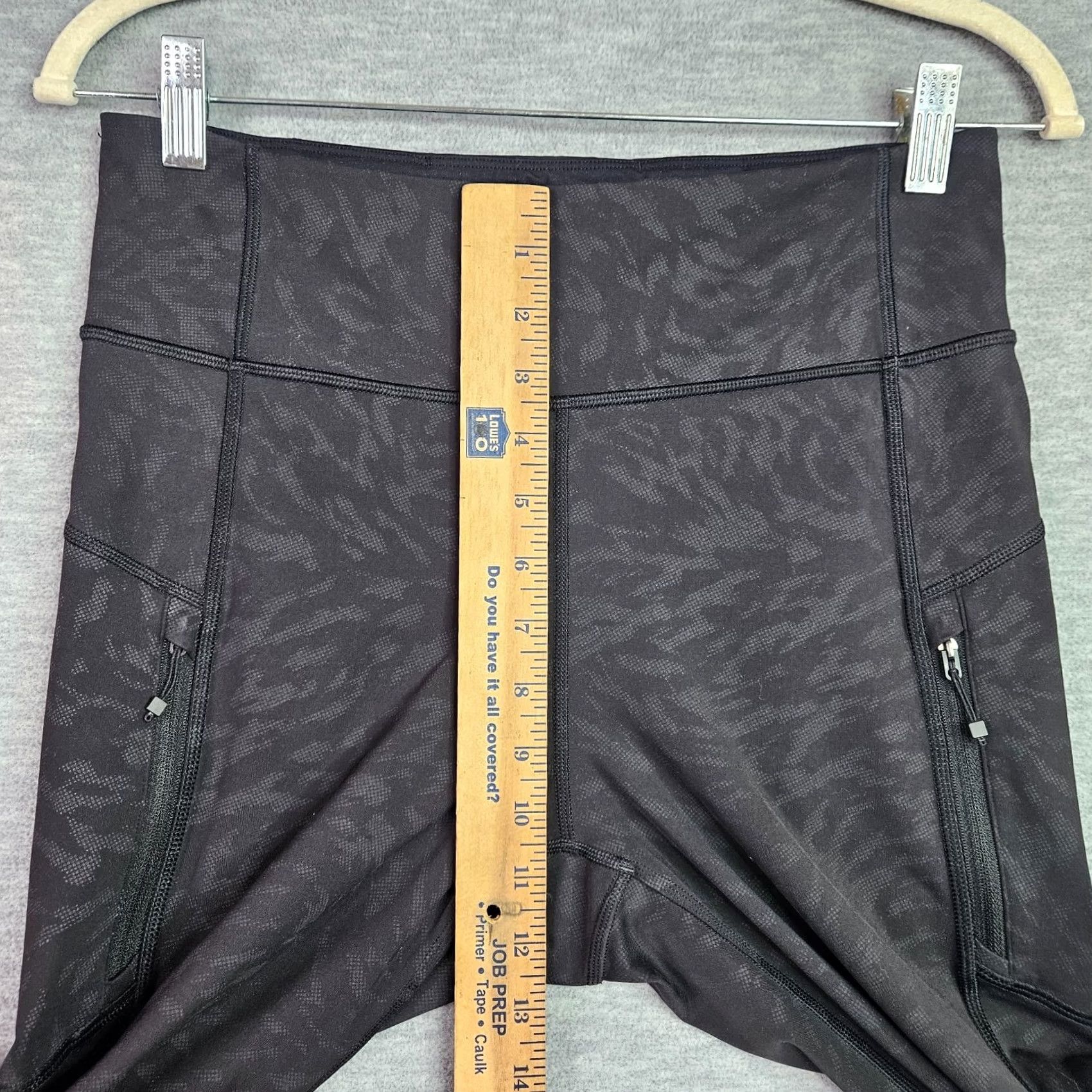 Athleta Athleta Women's Outdoor Hiking Rainier Printed Tight legging Size M Size 32" / US 10 / IT 46 - 7 Thumbnail