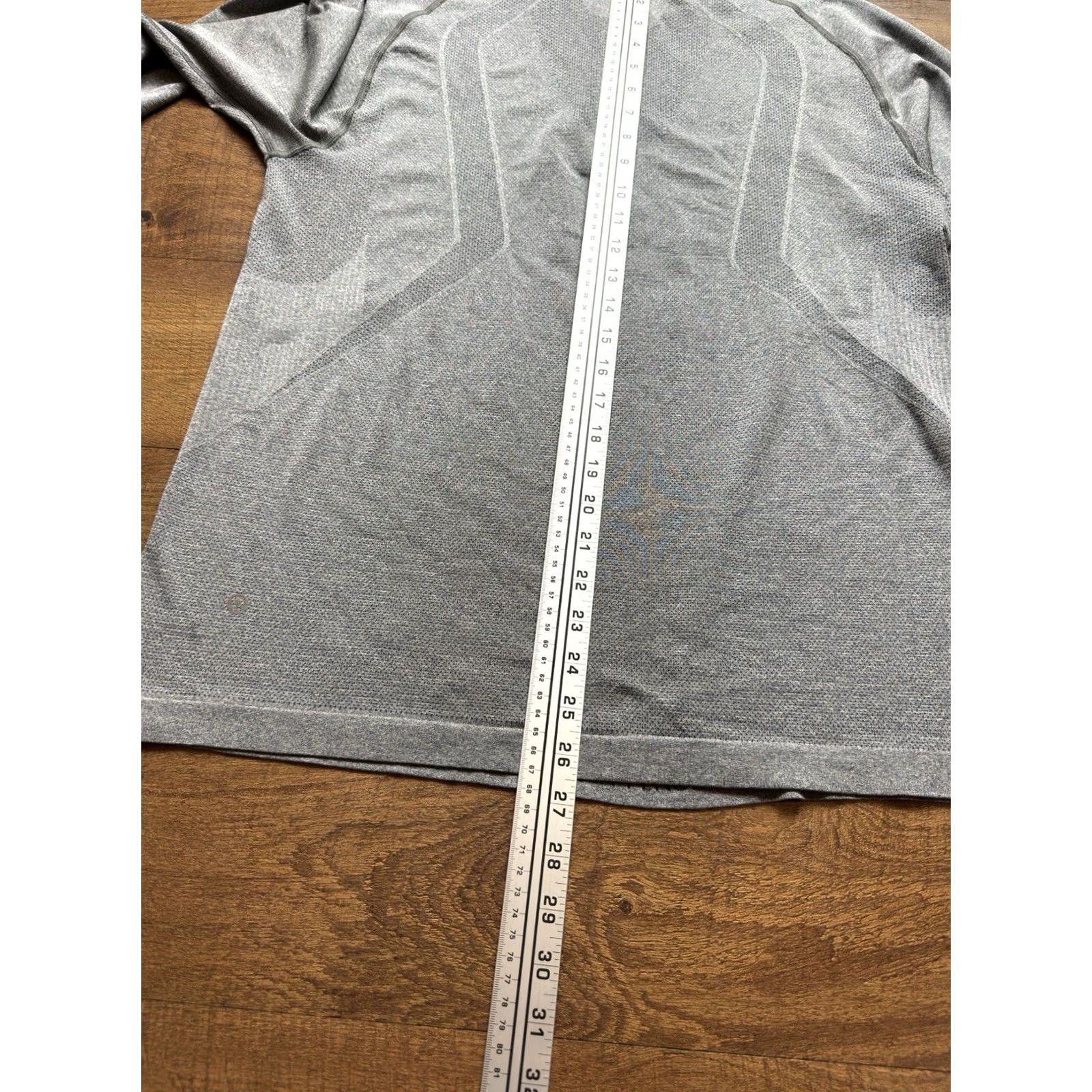 Lululemon Lululemon 1/4 Zip Mens Medium Gray Performance Vented Lightweight Gym Running Shirt Size US M / EU 48-50 / 2 - 8 Thumbnail