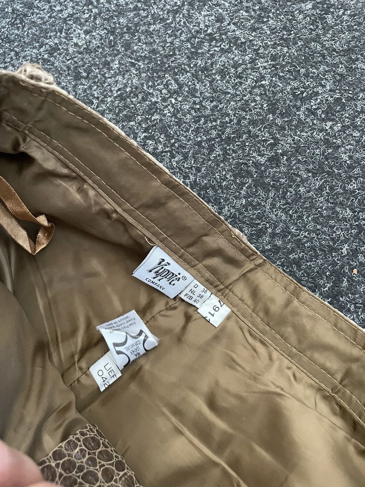 If Six Was Nine 90s pants tiger aligator snake camo leader old money Size 26" / US 2 / IT 38 - 6 Thumbnail