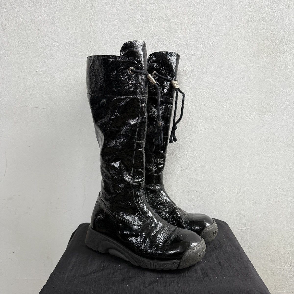 If Six Was Nine Vintage Y2K Bumper Patent Leather Knee High Lace Up Boots Size US 8 / IT 38 - 1 Thumbnail