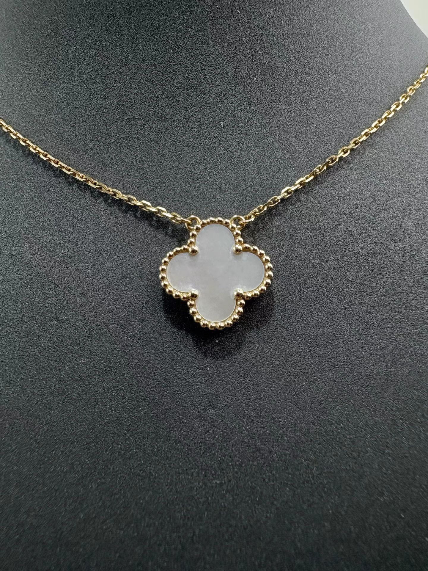 Van Cleef & Arpels VCA Van Cleef & Arpels Four-leaf Clover Necklace K1 Size ONE SIZE - 8 Thumbnail