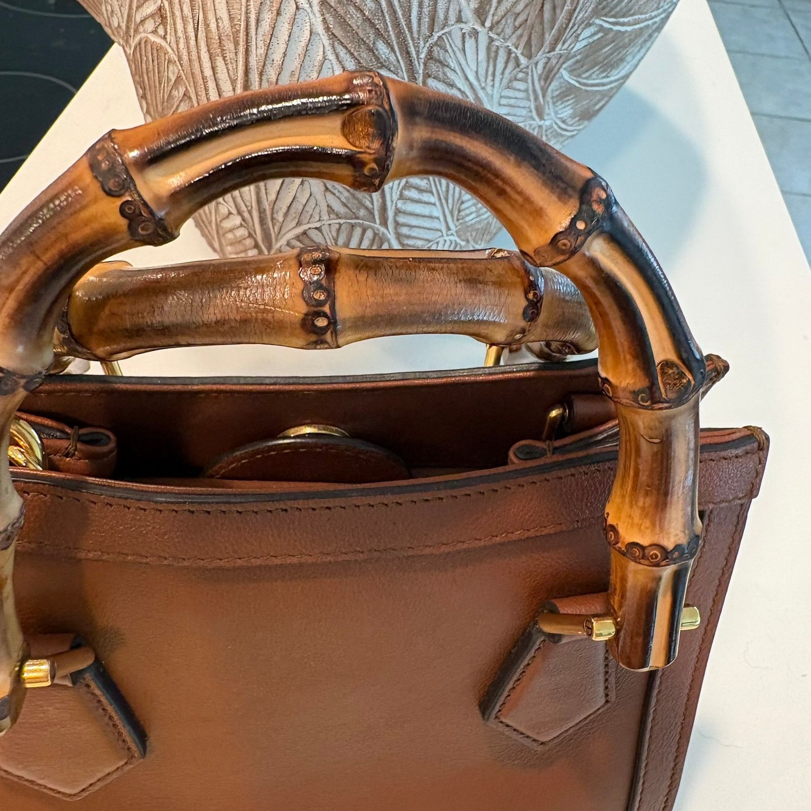 Gucci Gucci Diana Bamboo Handle Small Leather Crossbody Tote Brown Size ONE SIZE - 14 Thumbnail