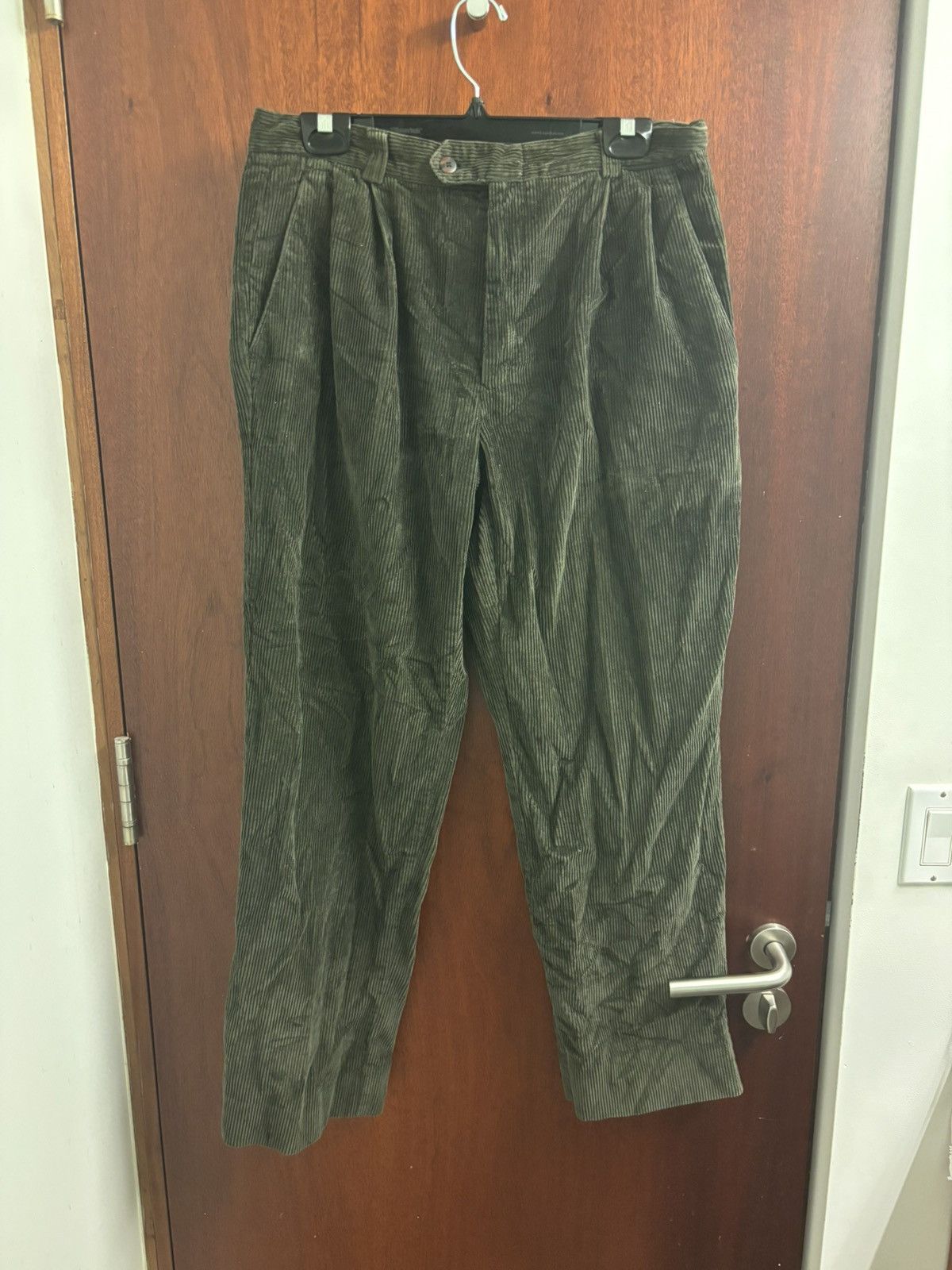 Vintage Mr. Leggs olive khaki corduroy trouser Size US 34 / EU 50 - 1 Thumbnail