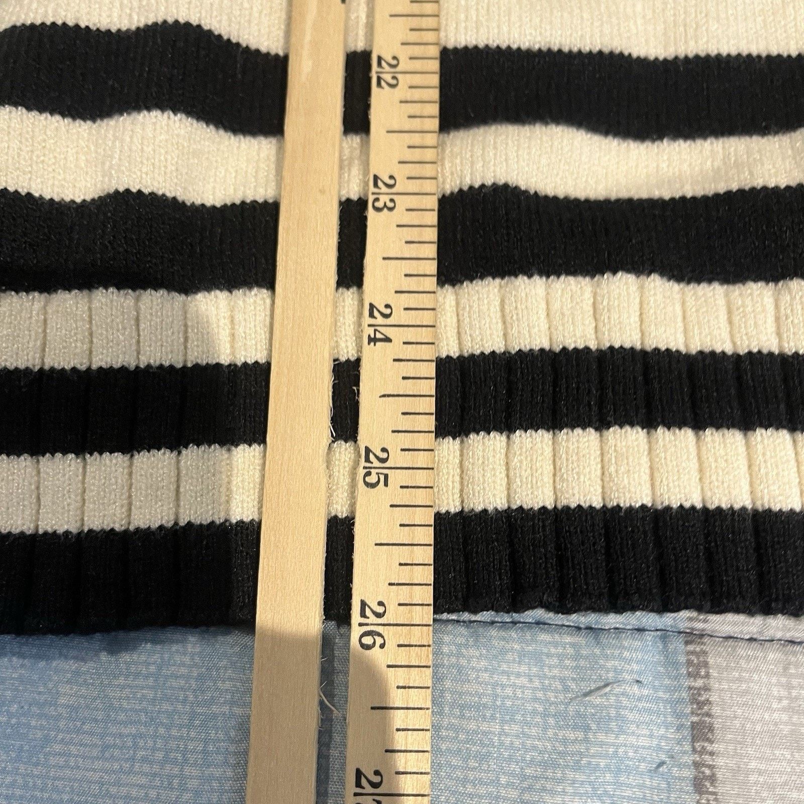 Other Lane Bryant women's 18/20 knit long sleeve striped sweater Size XXL / US 16-18 / IT 52-54 - 4 Thumbnail