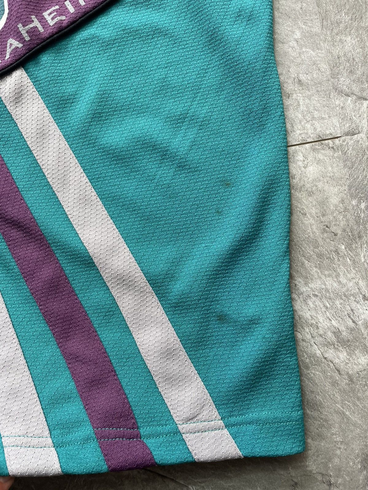 NHL Vintage 90s Anaheim Mighty Ducks NHL jersey Size US L / EU 52-54 / 3 - 5 Thumbnail