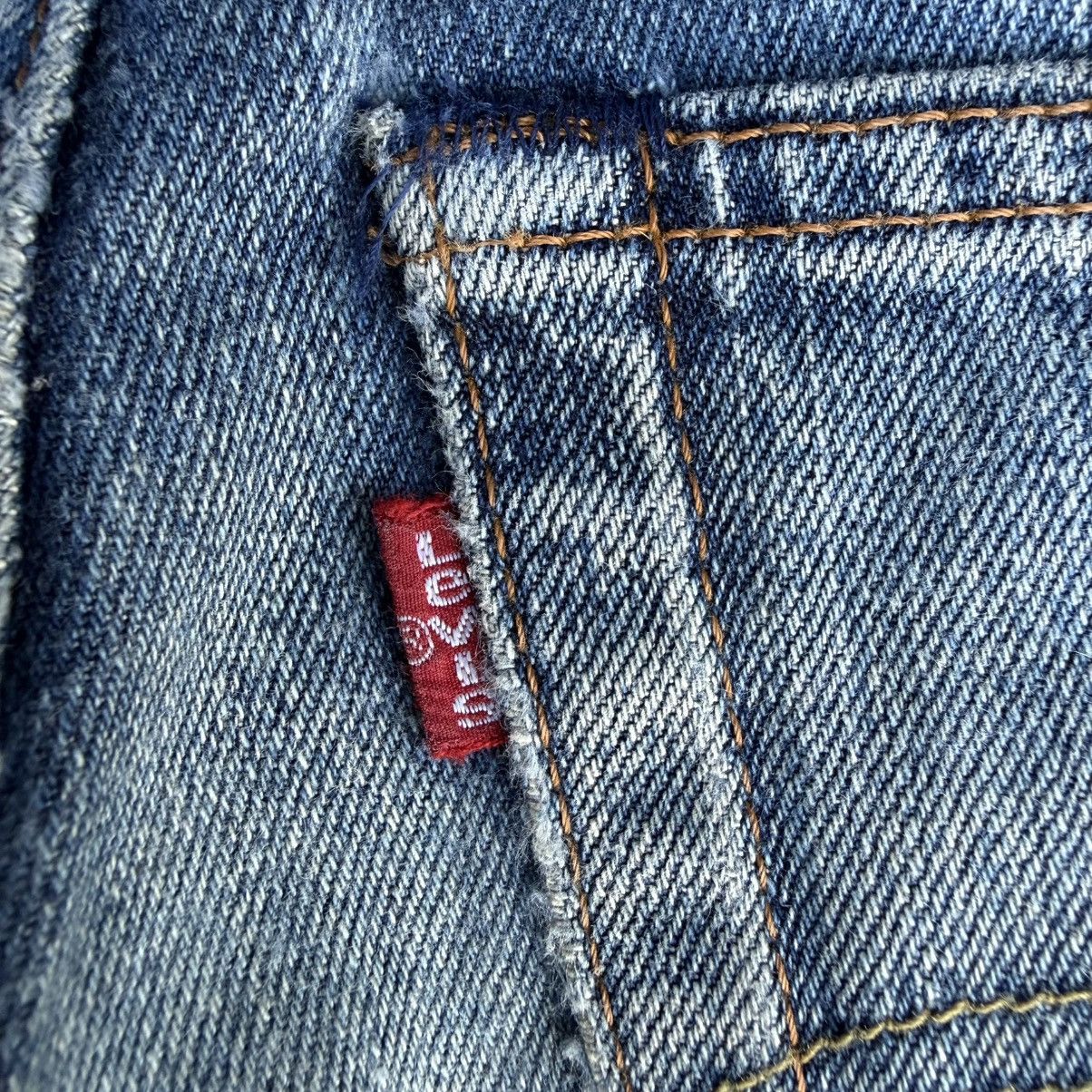 Levi's Vintage Clothing Vintage Levi's 502 Faded Denim Jean Pants W32 Size US 32 / EU 48 - 12 Thumbnail