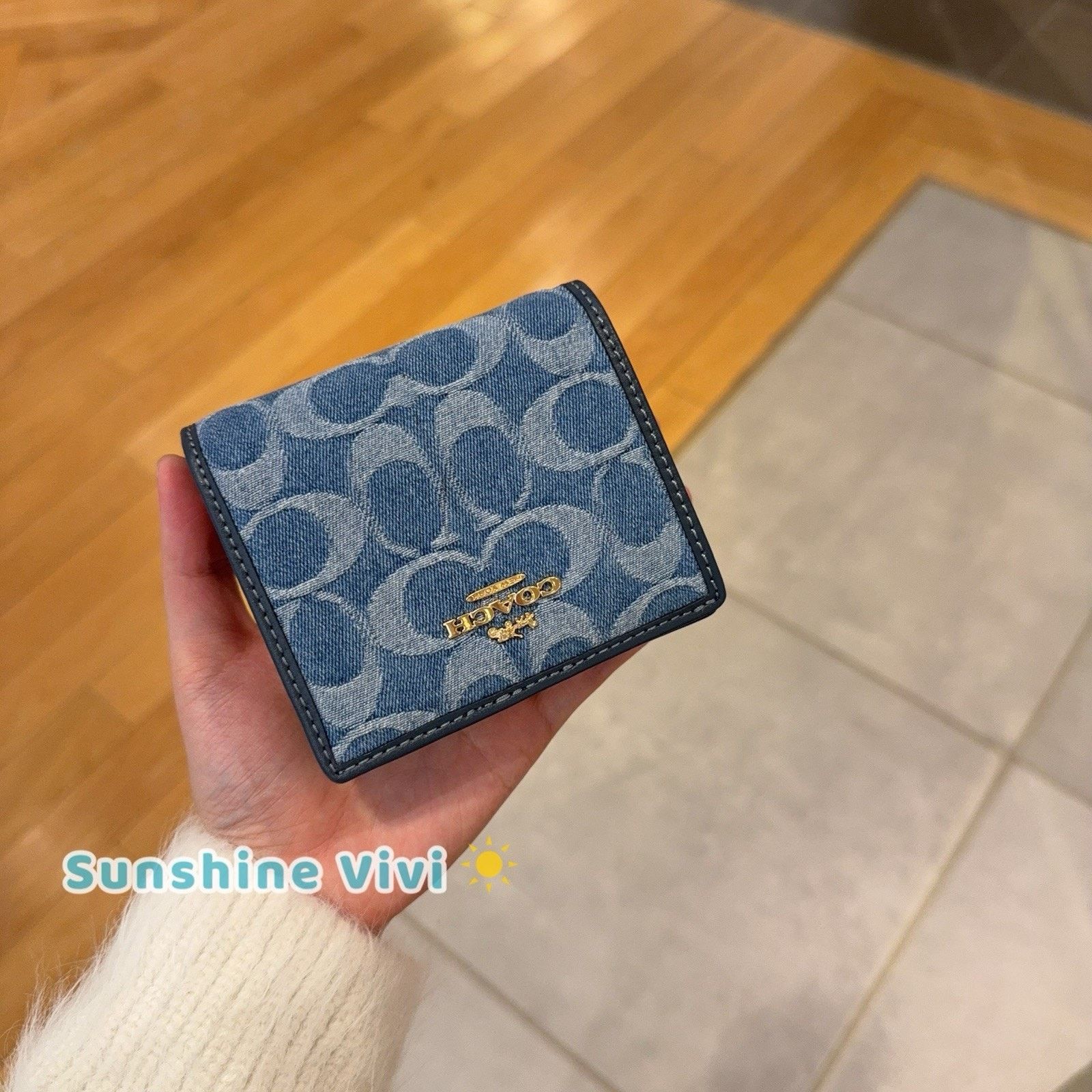 Coach NWT Coach Snap Wallet In Signature Denim CDL51 Gold/Indigo Size ONE SIZE - 1 Thumbnail