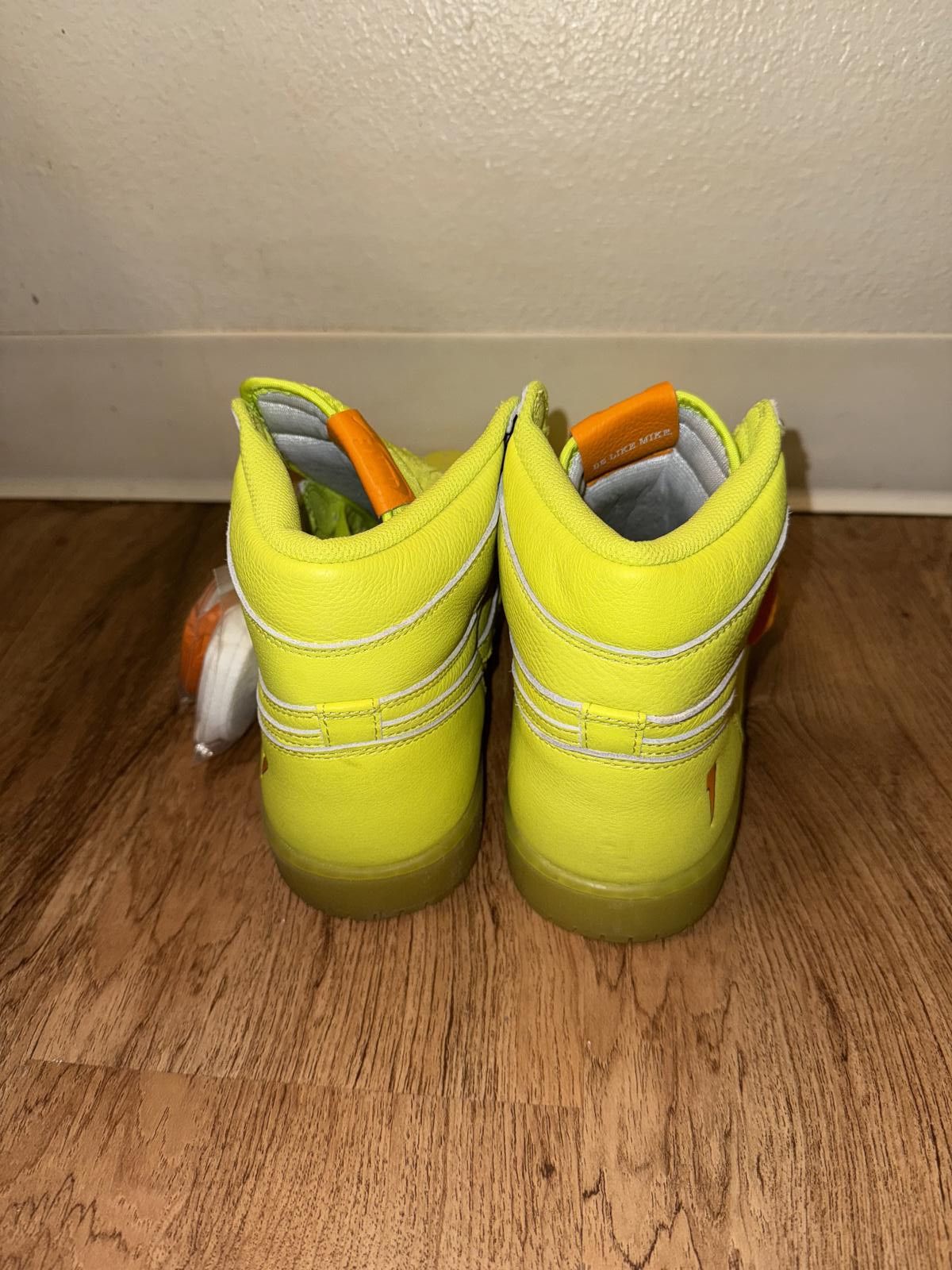 Nike Jordan 1 Retro High Gatorade Cyber Size US 11 / EU 44 - 4 Thumbnail