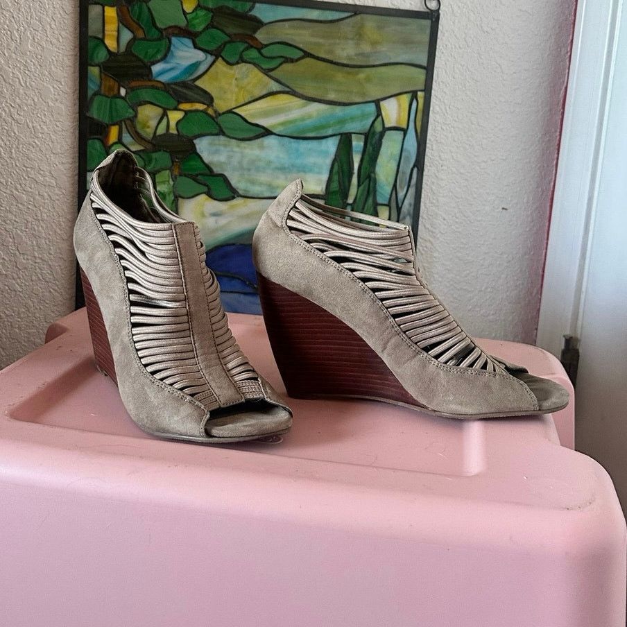 Other MIA brown strappy sandal wedges heels shoes Size US 9.5 / IT 39.5 - 1 Thumbnail