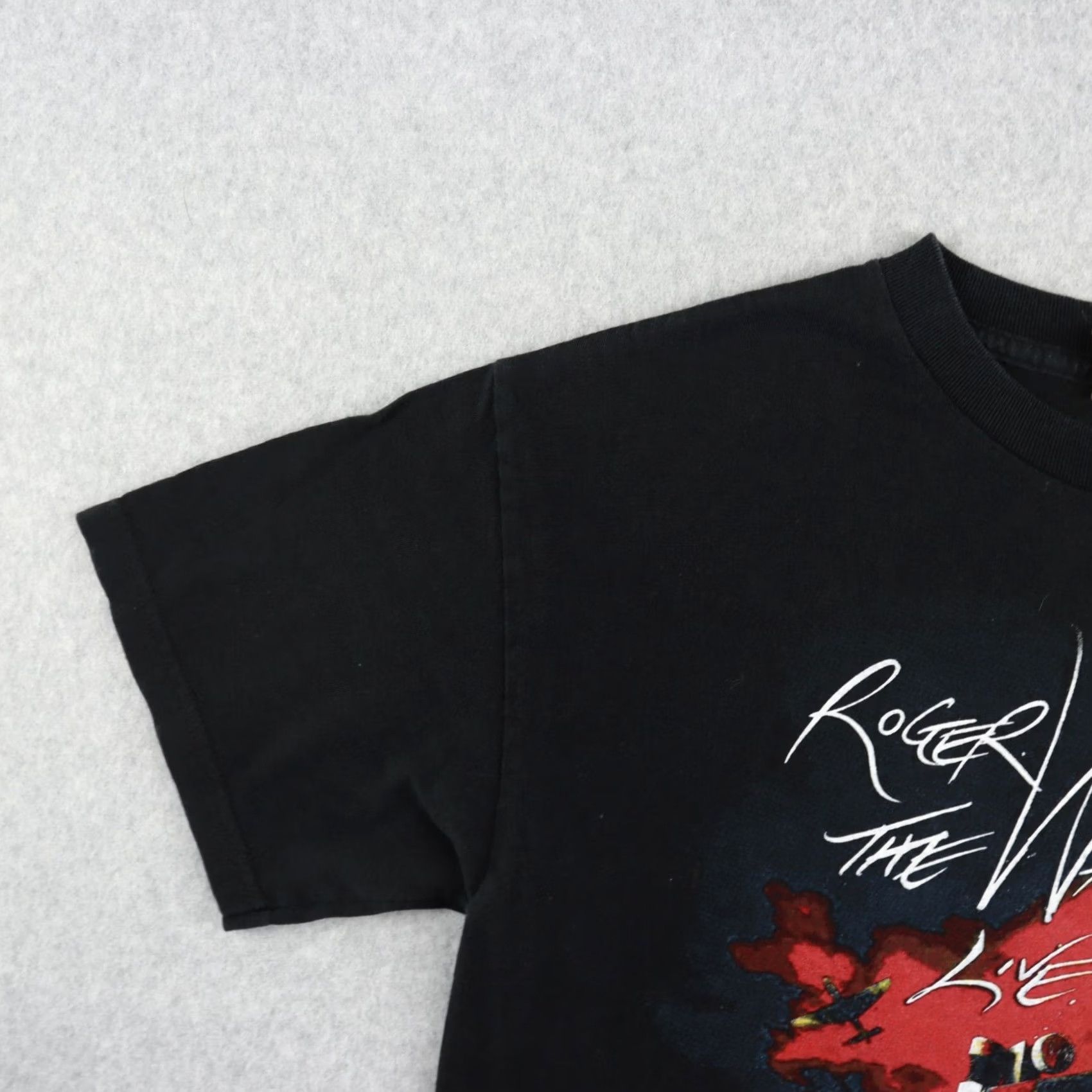 Vintage Pink Floyd Roger Waters Shirt Size Medium The Wall Live 2012 Concert Band Size US M / EU 48-50 / 2 - 6 Thumbnail