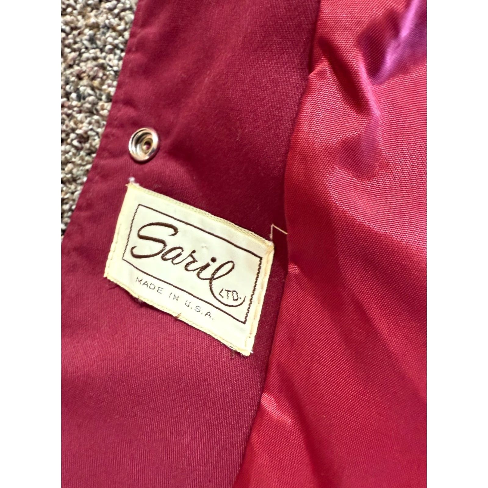 Vintage VINTAGE Saril Womens Jacket Quilted Maroon Lined USA Made Chore Coat Ivory L Size L / US 10 / IT 46 - 2 Thumbnail