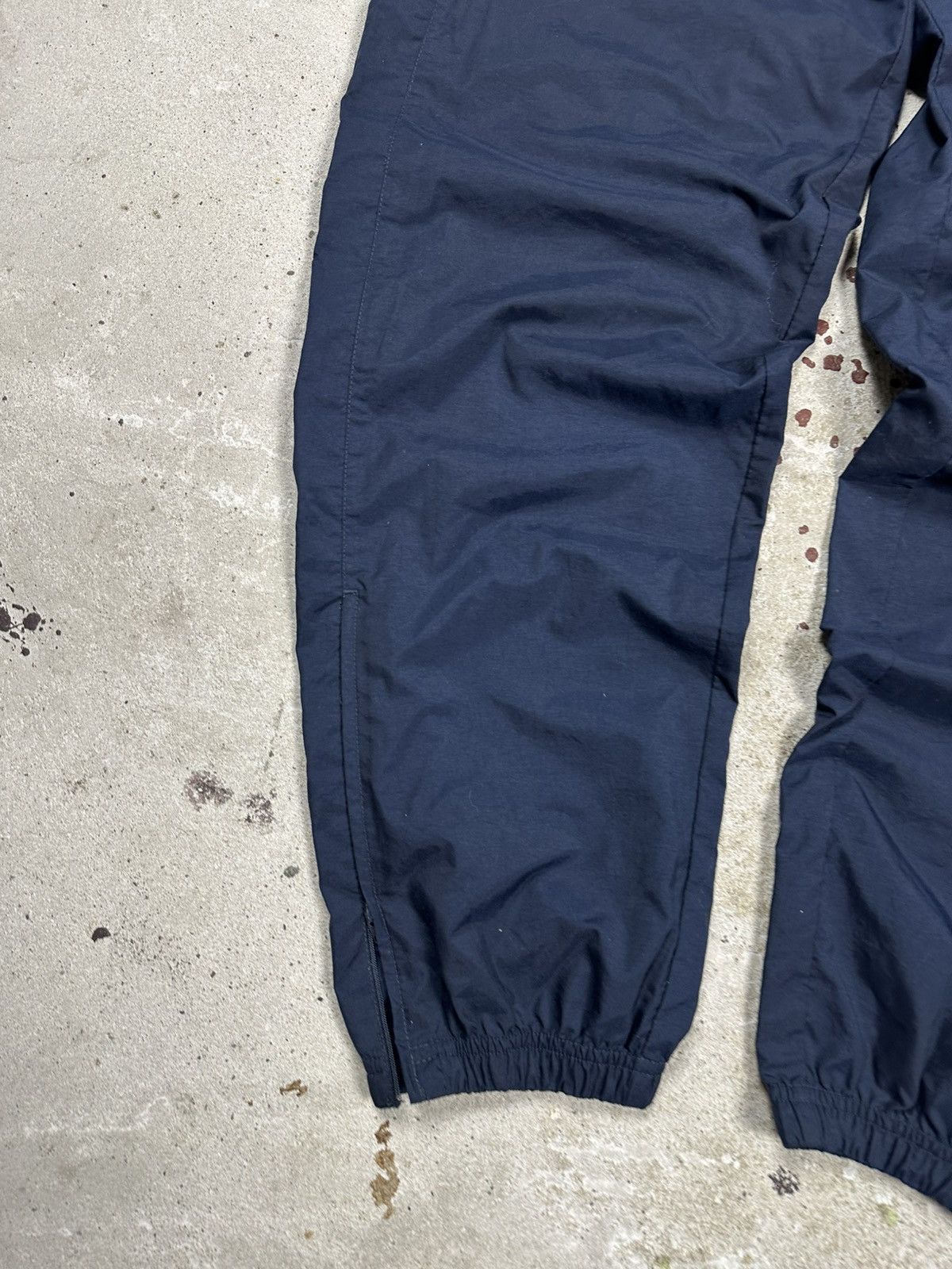 Nike Vintage Y2K Nike Navy Baggy Track Pants Swoosh rare 90s Size US 30 / EU 46 - 3 Thumbnail